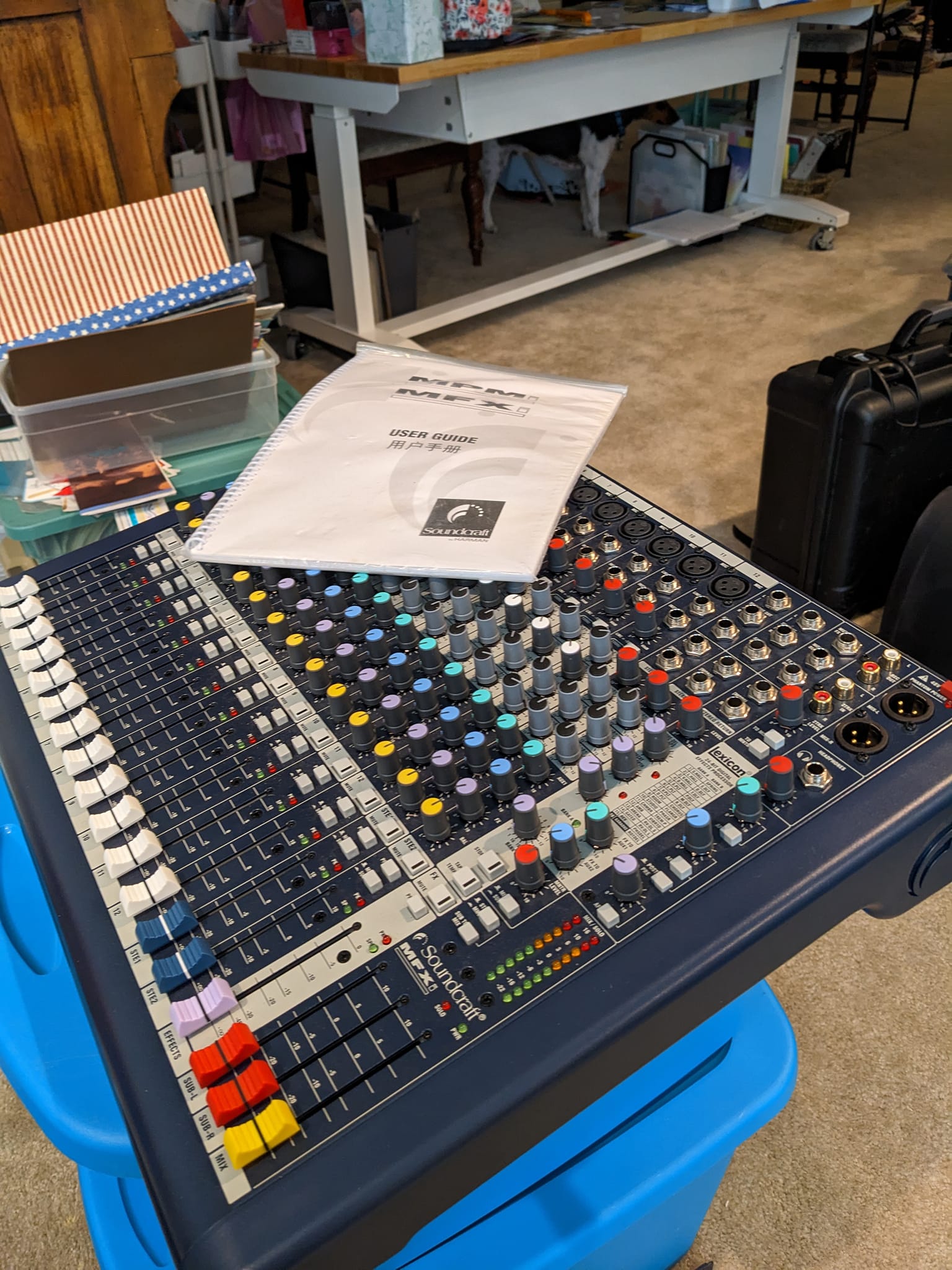Soundcraft MFX 8/2 Mixer Console for Sale