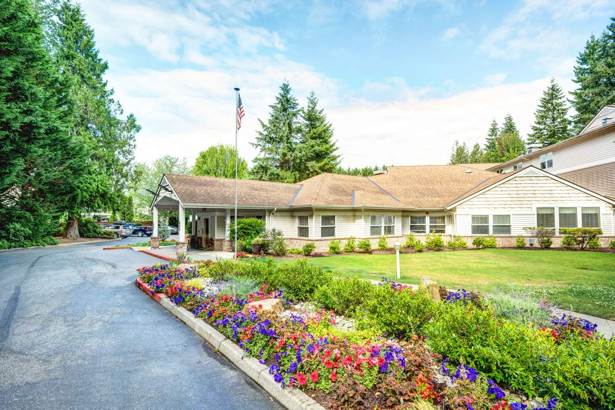 The fall colors may be... - Aspen Ridge Retirement Village | Facebook