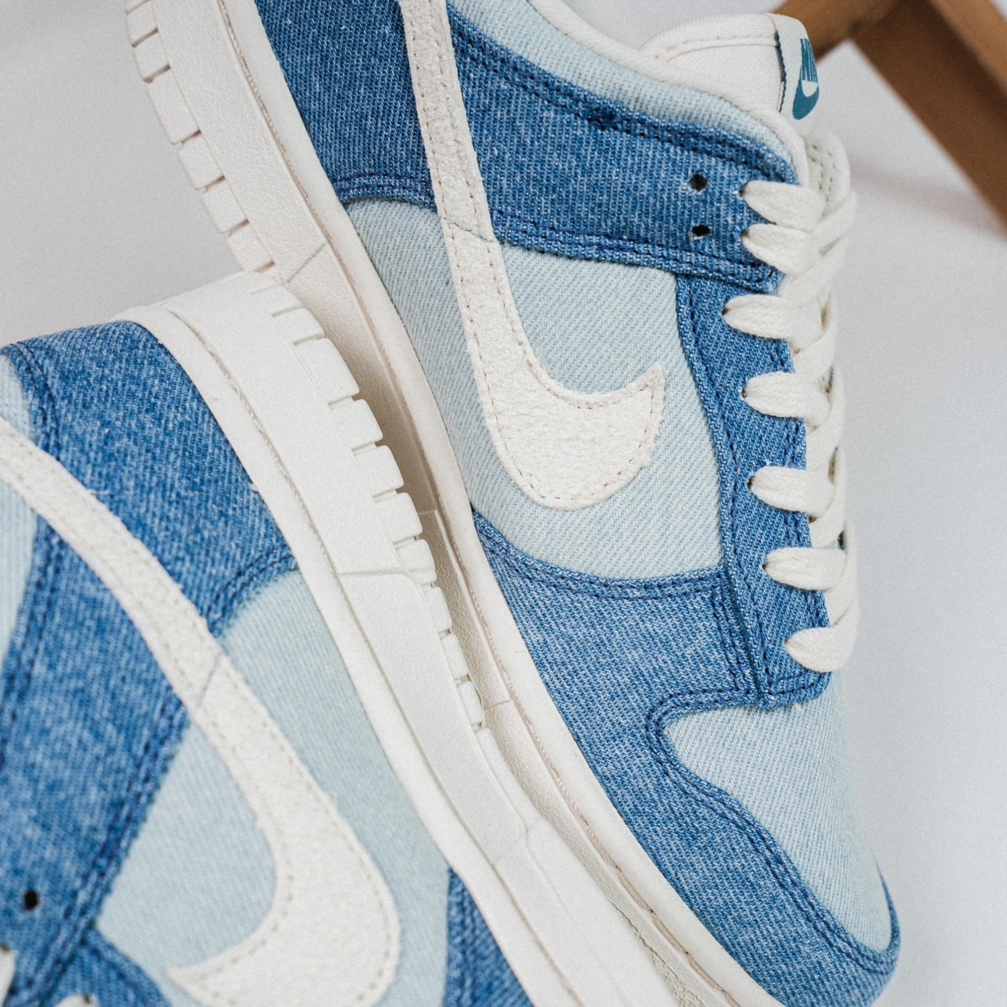 Nike Dunk Low Smokey Blue Denim ?
