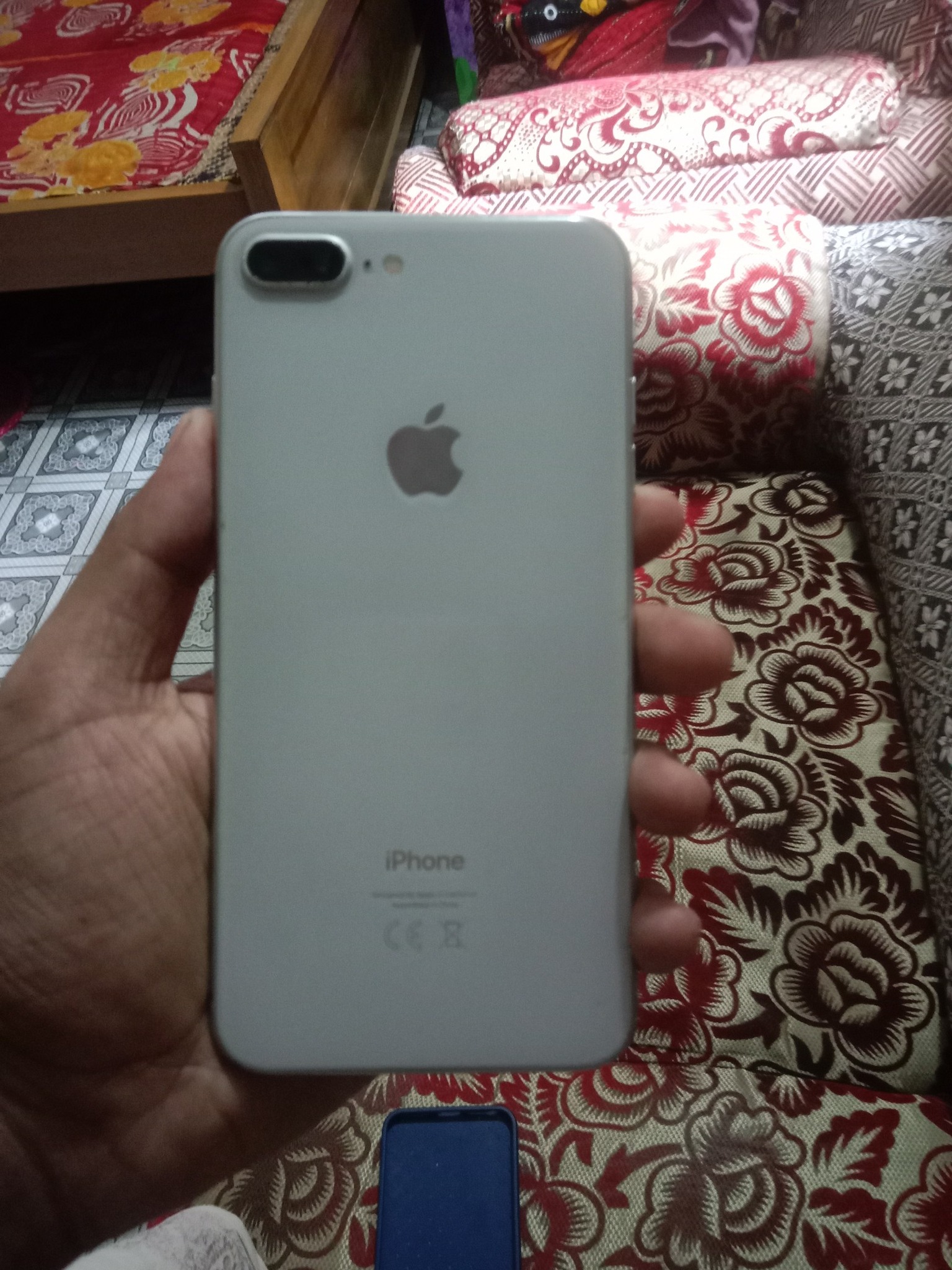 Liberado 256GB Pristine Apple iPhone 8 Plus in gold. This device 