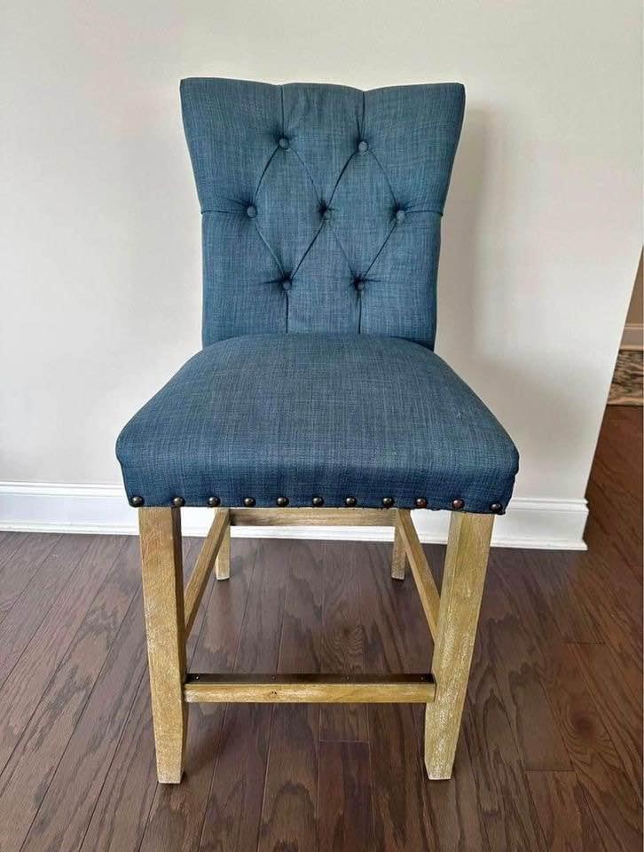 Bar Stools New in Original Packagings Stunning Blue Upholstery Bassett