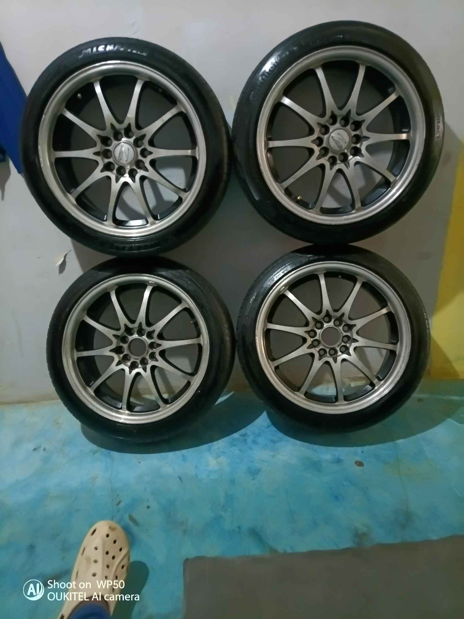 Aro#17de5 hoyo cotodo y gomas - Car Wheels, Tires & Parts - Santo ...