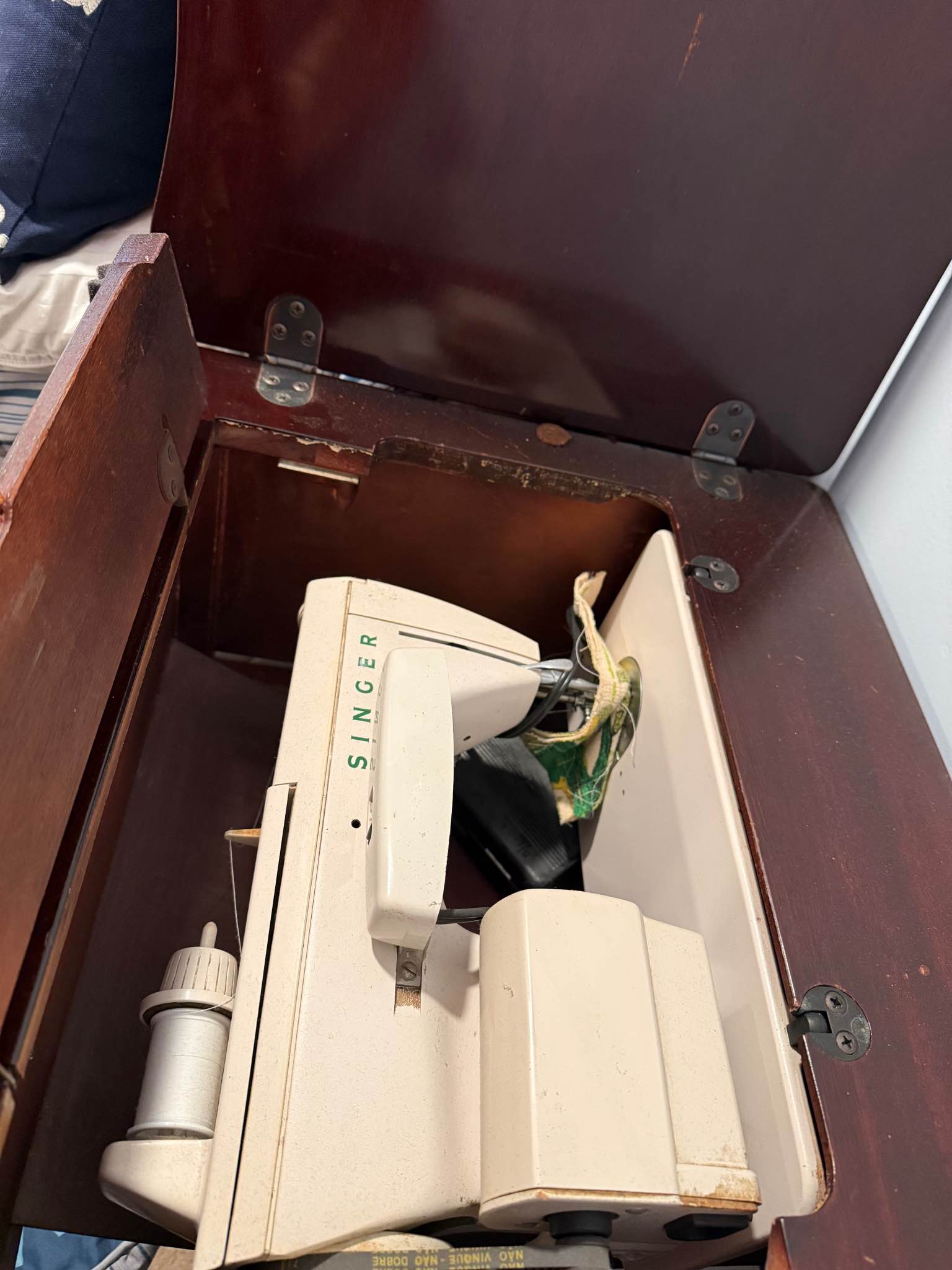 Singer sewing Machine - Sewing Machines & Sergers - Milton, Delaware ...