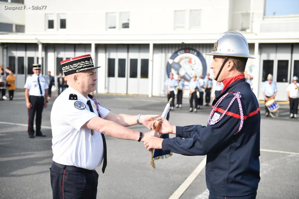 Sdis77 - LE GROUPEMENT TERRITORIAL OUEST CHANGE DE CHEF🧑‍🚒... | Facebook