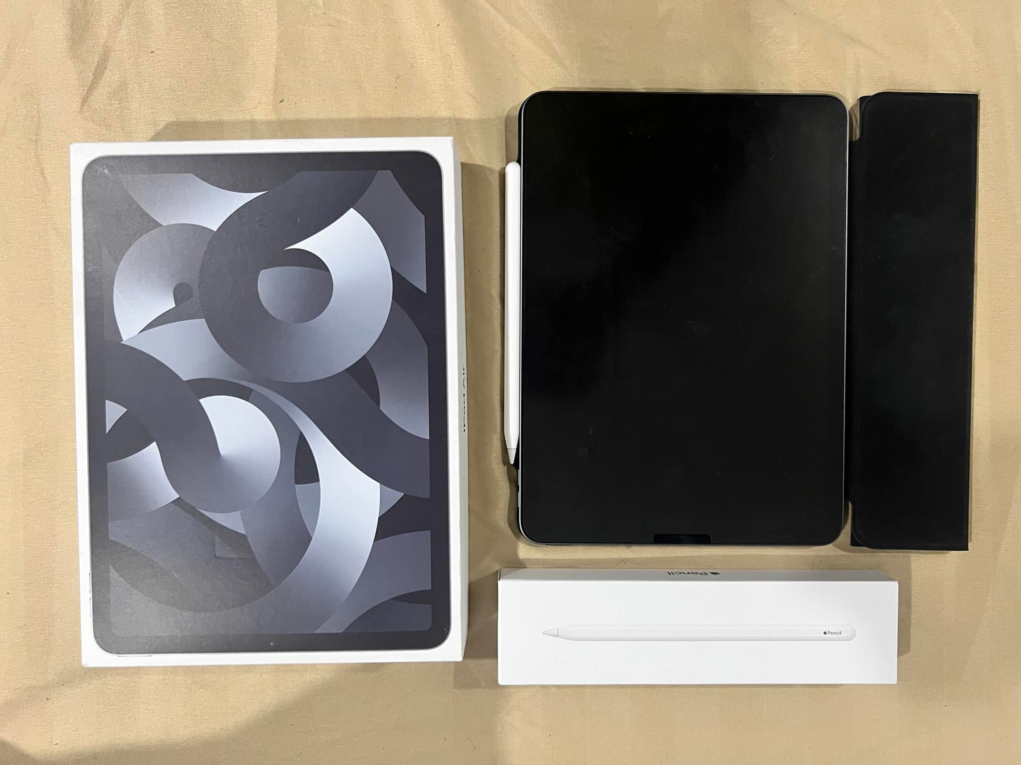 Apple IPad Air5 M1 latest IOS with brand new usb pencil and 