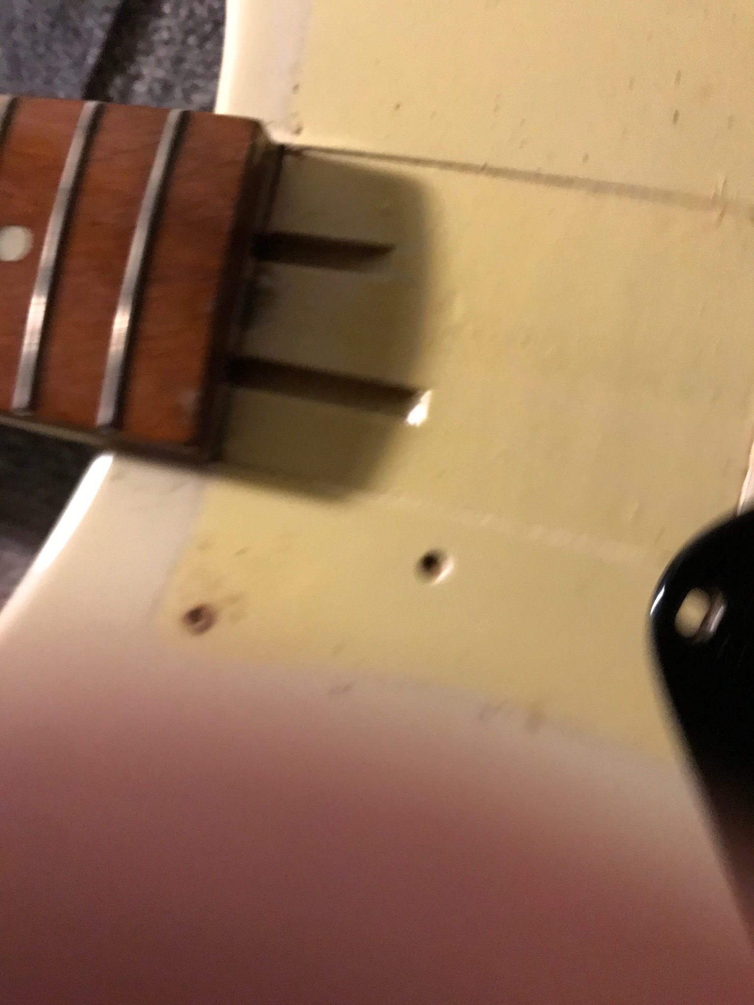 Rickenbacker 4001 neck shape issues with modern models
