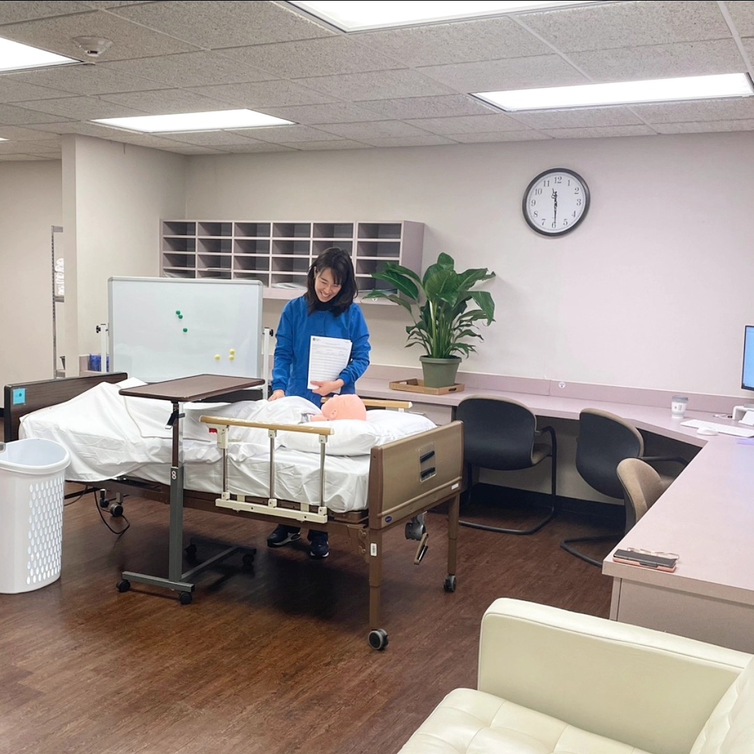 미국에서 유일하게 한국어로 가르쳐주는 간호조무사 학원이 텍사스... - DMS Care Training | Facebook