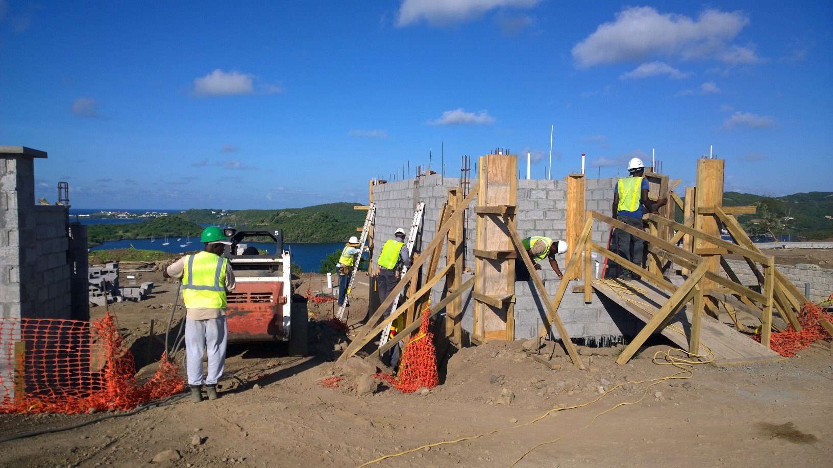 Isla Construction | Saint George's