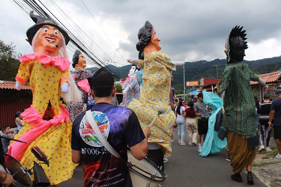 Cimarrona Costarricense | Aserrí