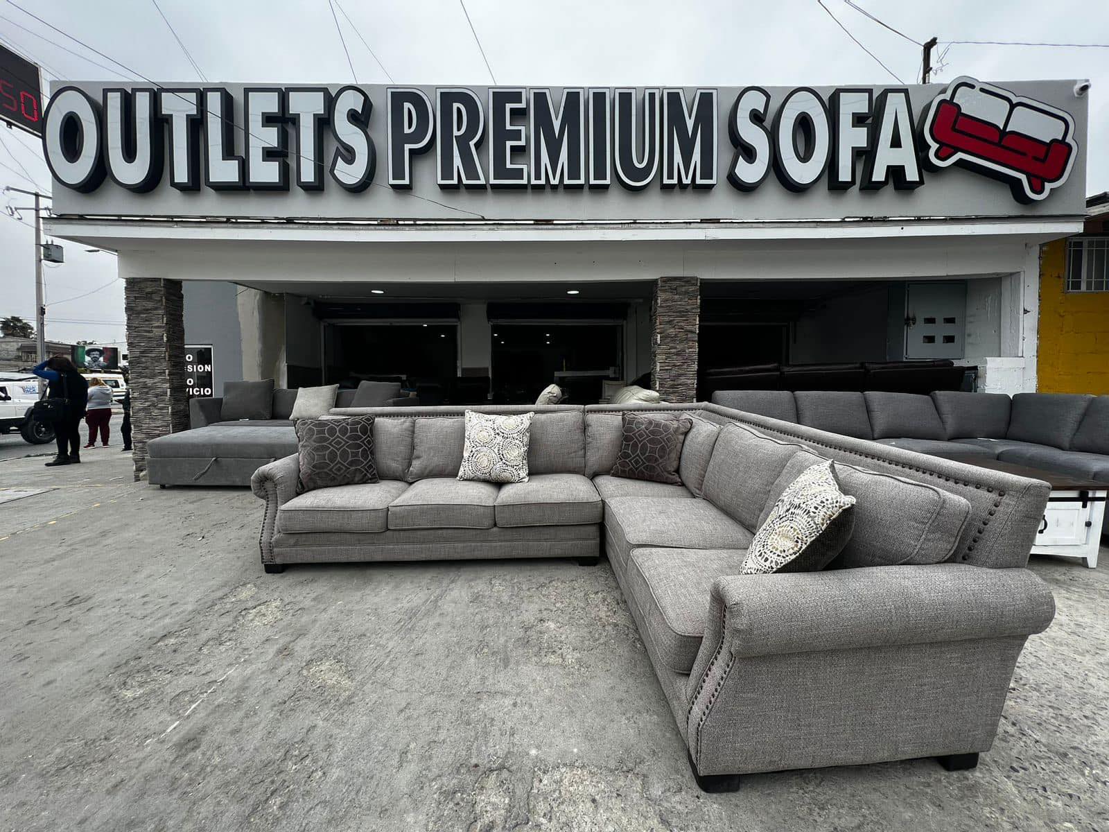 Premium outlets sofa | Tijuana Centro