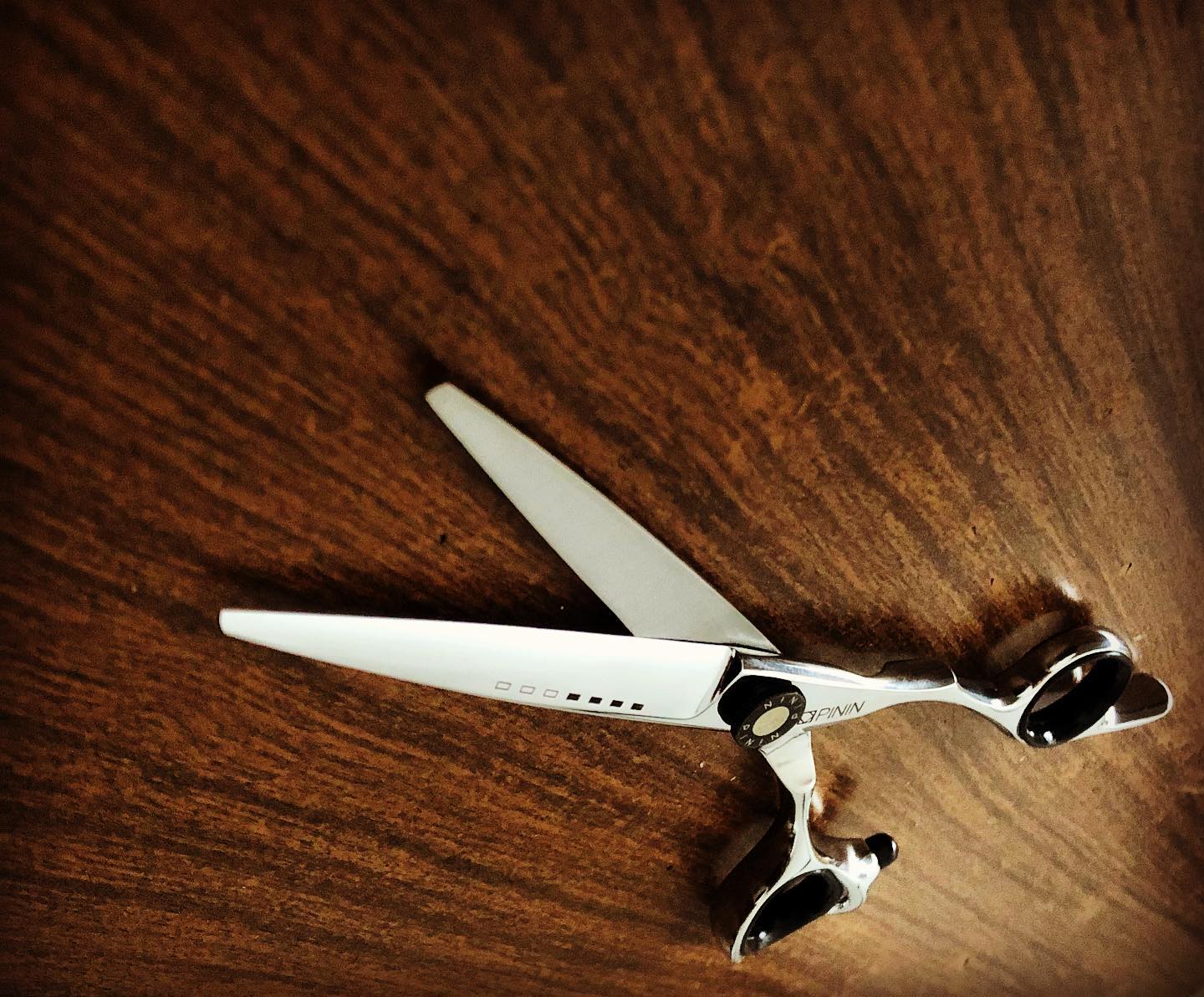 Un modello ergonomico é alleato... - PININ Scissors Italia | Facebook