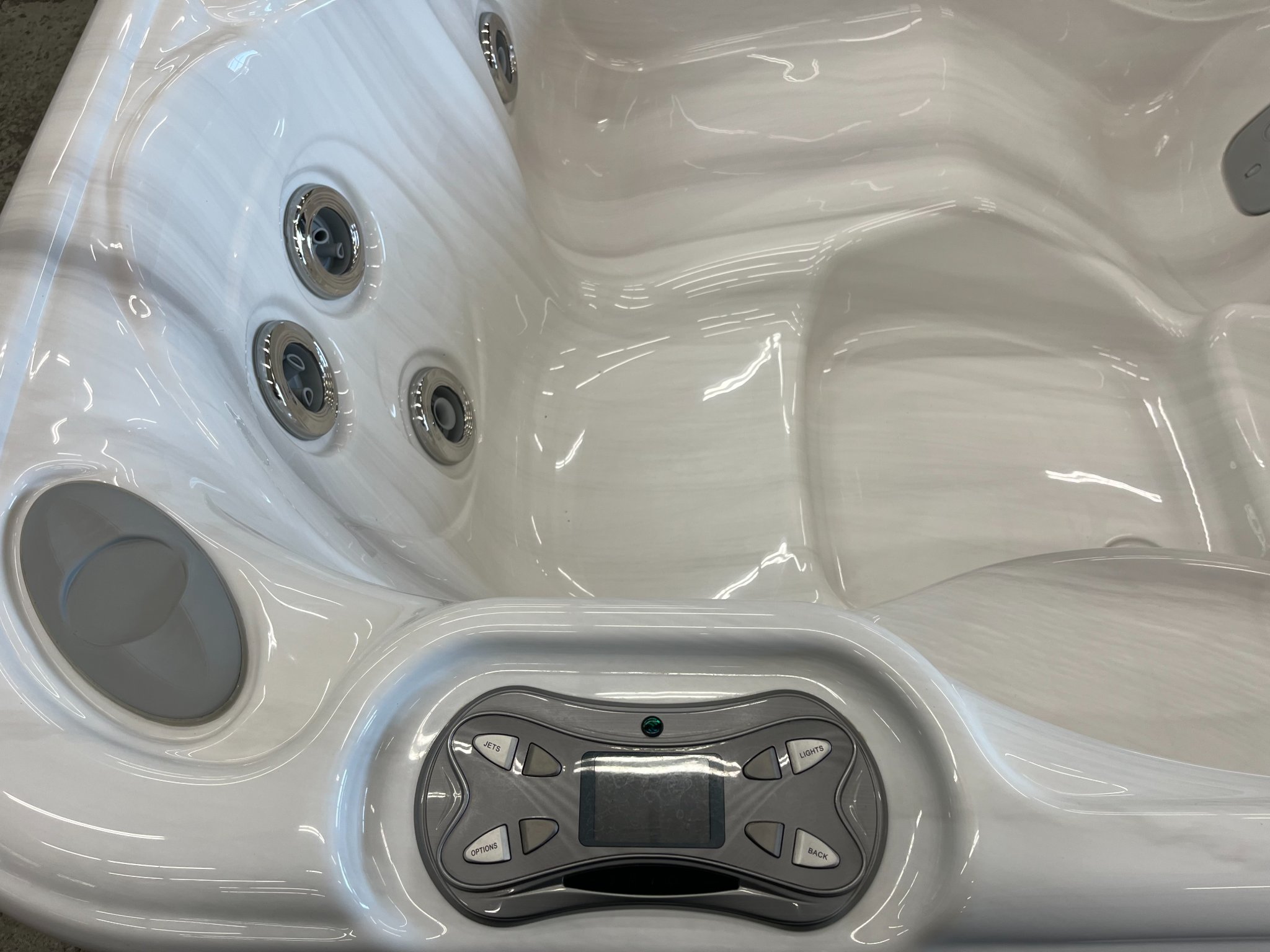 Certified Used Hot Spring Spas Jet Setter Low Profile 28
