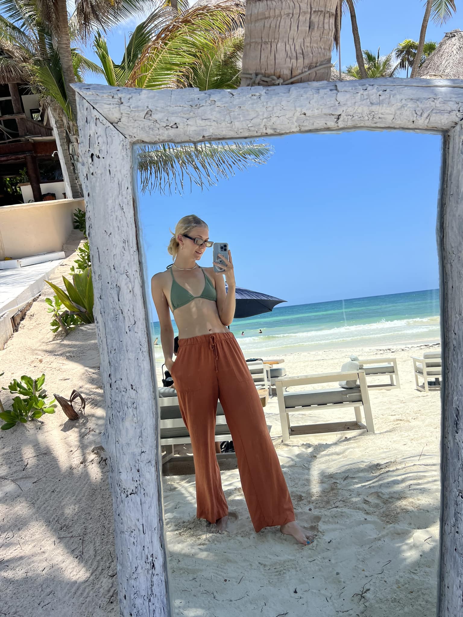 Happy June everyone 😎 Summer is on its way and I'm so excited for
