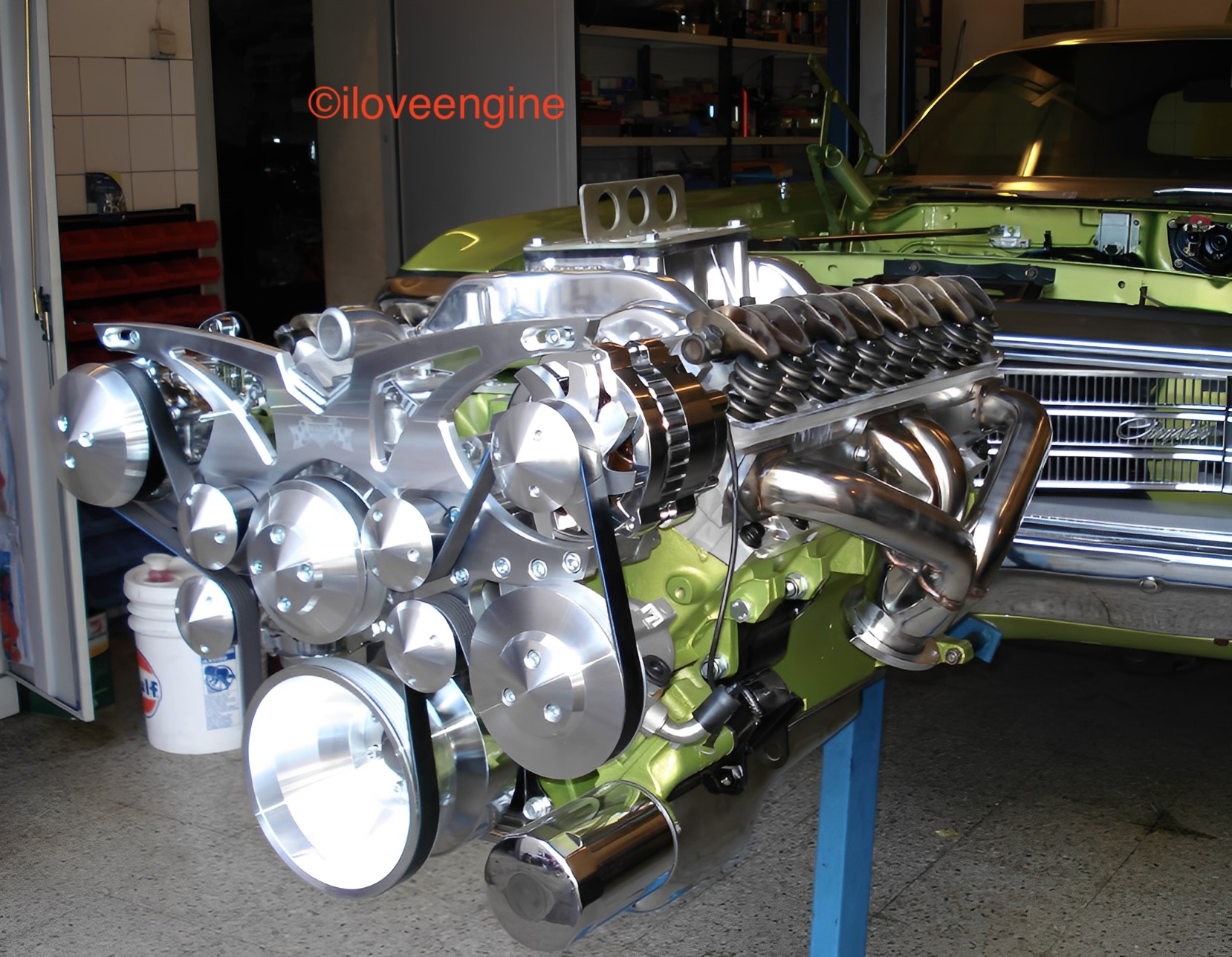 I Love - This 512 cubic inch Big Block Mopar engine in a 1971 Chrysler ...