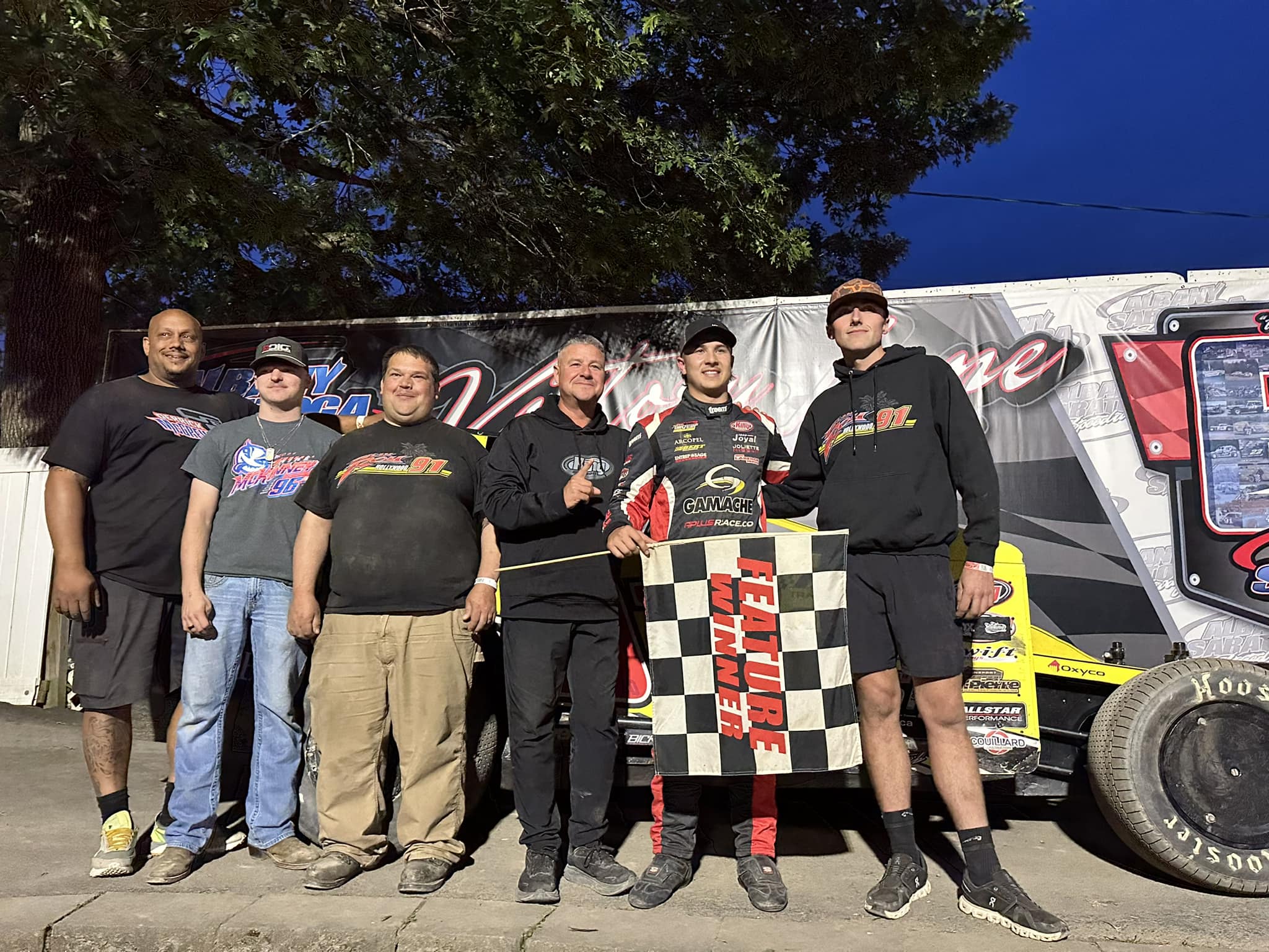 Felix - 𝗪𝗜𝗡𝗡𝗘𝗥 𝗪𝗜𝗡𝗡𝗘𝗥 ce soir au Albany-Saratoga Speedway dans les 𝑩𝒊𝒈 ...