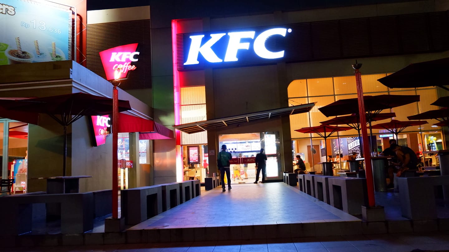 KFC Samratulangi Makassar