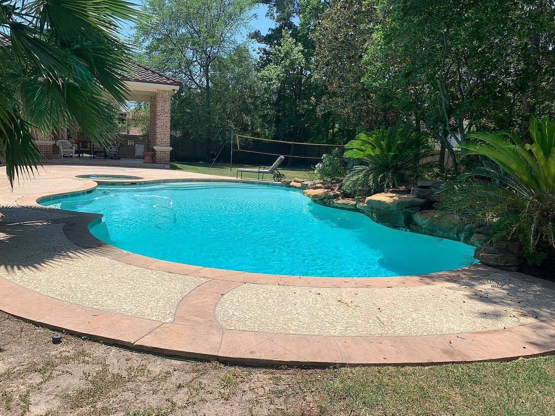 Reyes Pools