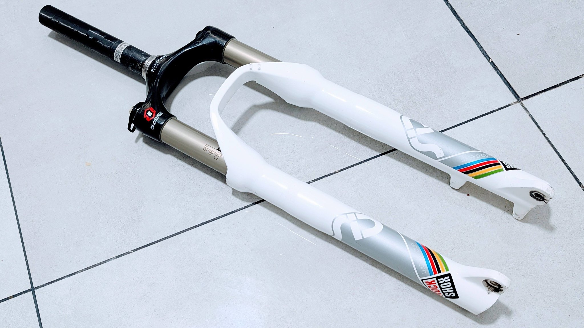 ROCKSHOX SID WORLDCUP カーボン仕様MTB 26 インチ