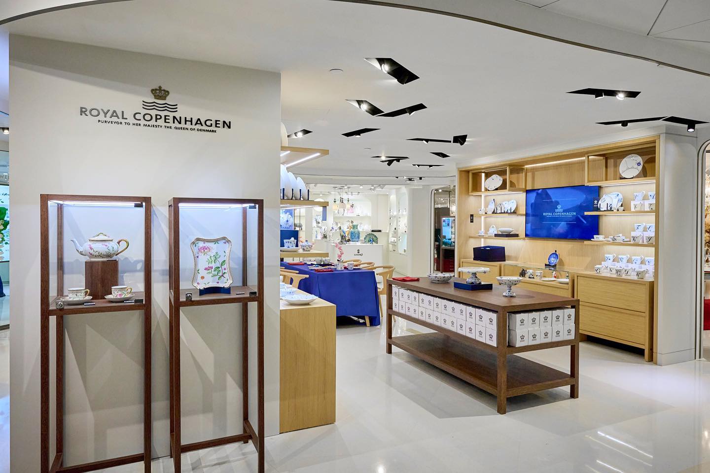 Come and visit us at our new Hong Kong store located at Prince's