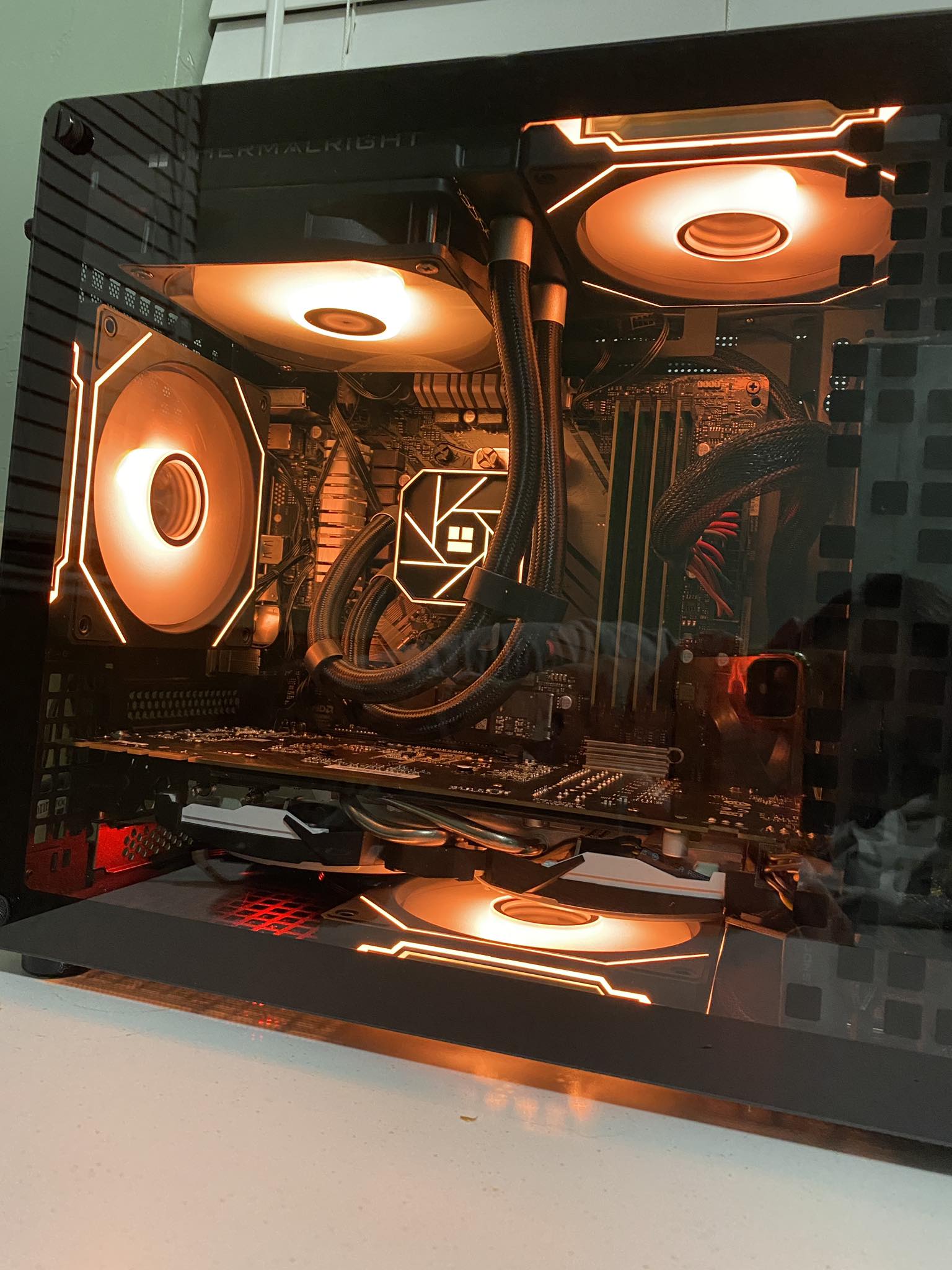 First gaming PC build with Ryzen 5 3600 and GTX 1070