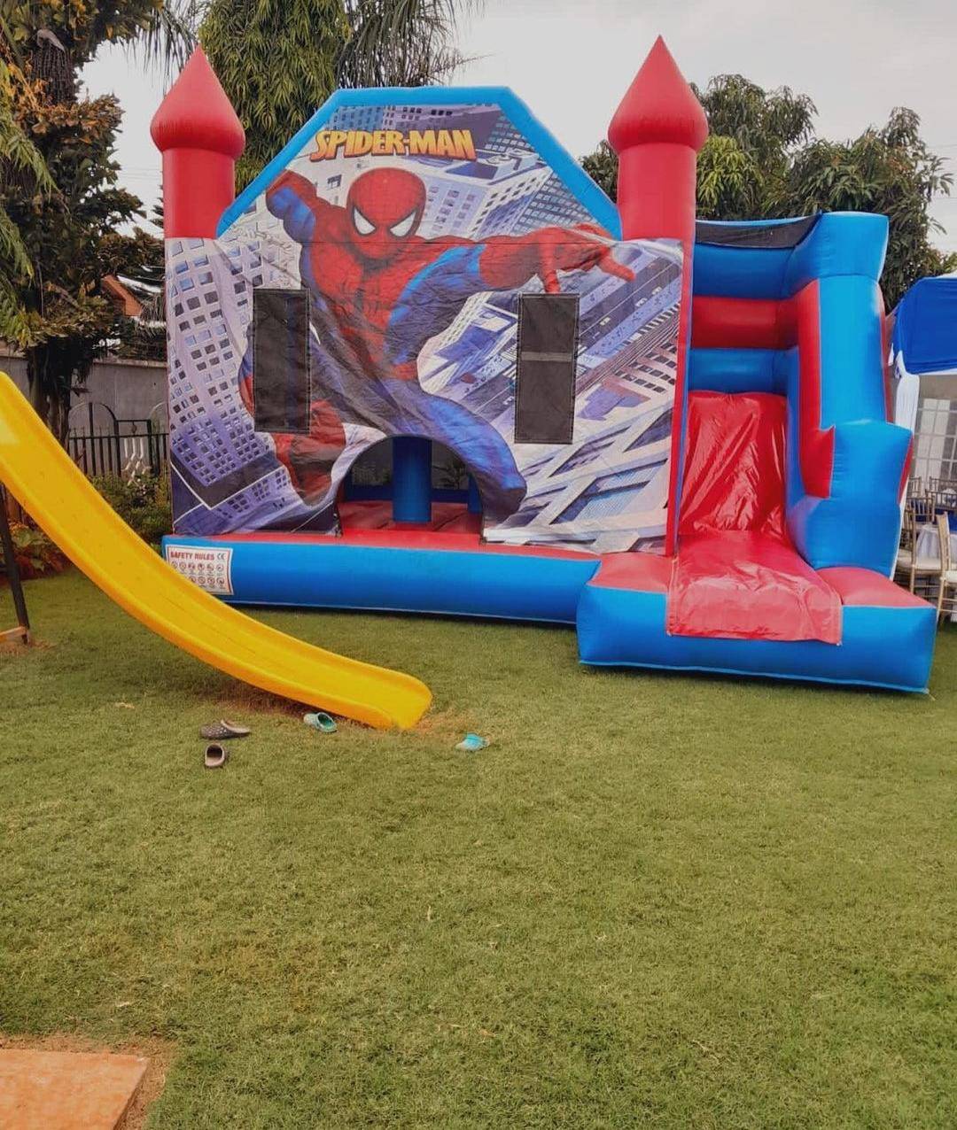 blax-fun-blax-fun-bouncing-castles-and-trampolines