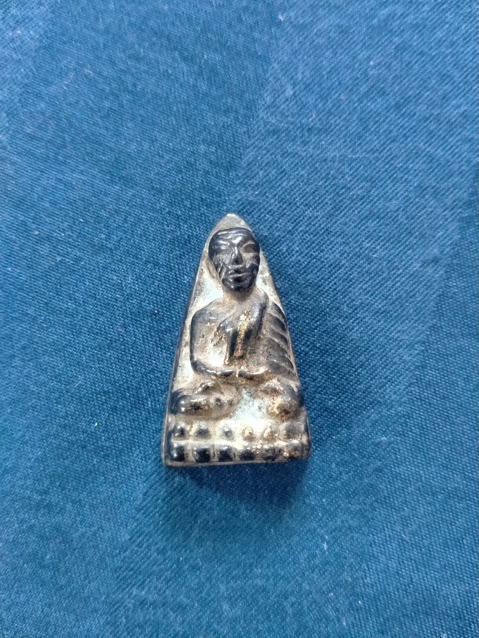Luang Phor Thuad BE 2505 Tao Lidt amulet from Wat Chang Hai