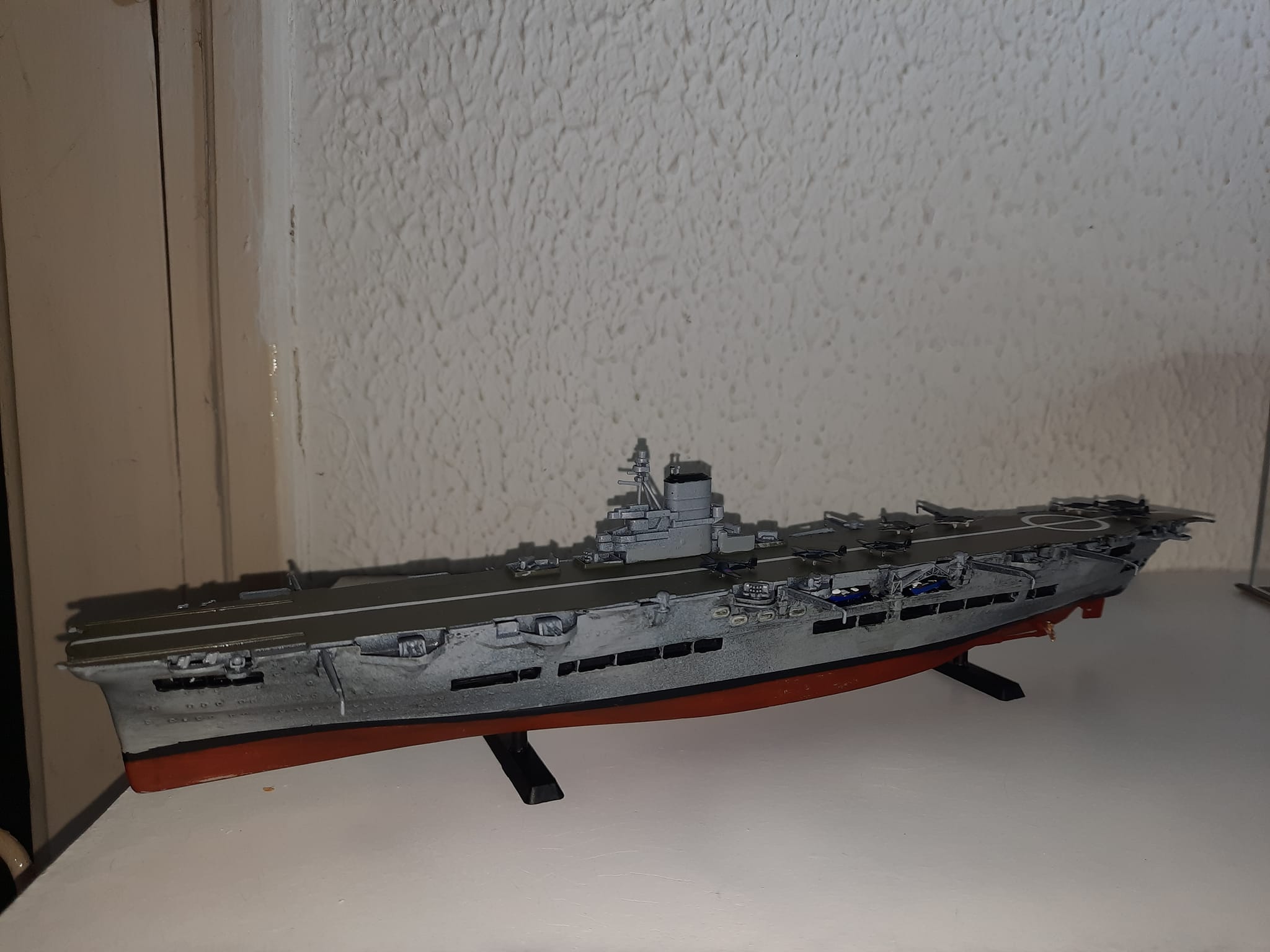 1:700 HMS Ark Royal R-09