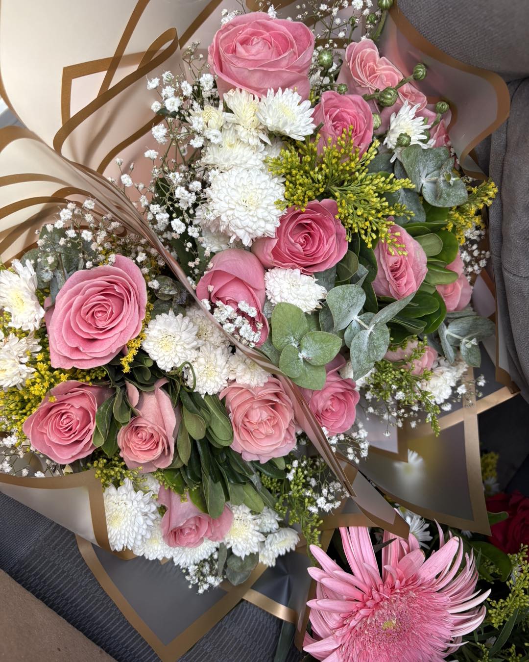 Hello Roses - Hello Roses added a new photo.