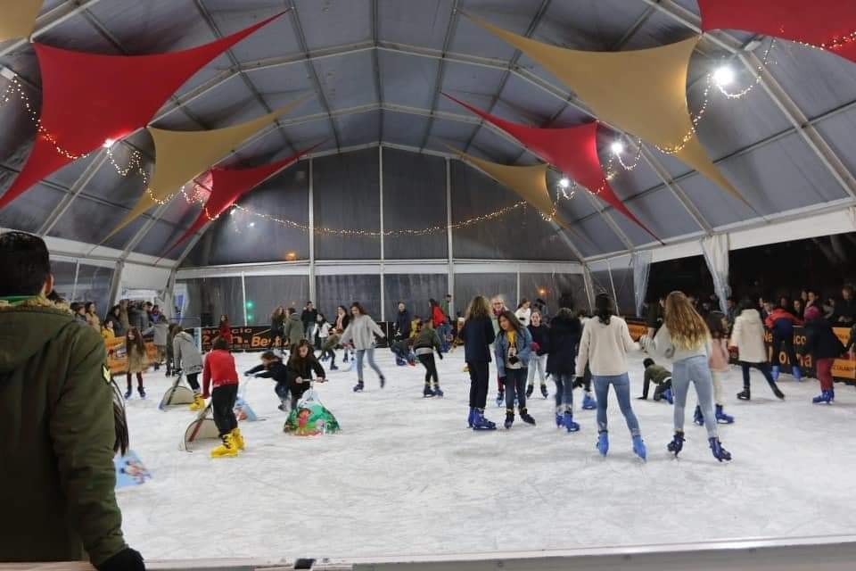 Turismo Mérida - ⛸️🎡 Ya se puede disfrutar de la Pista de...