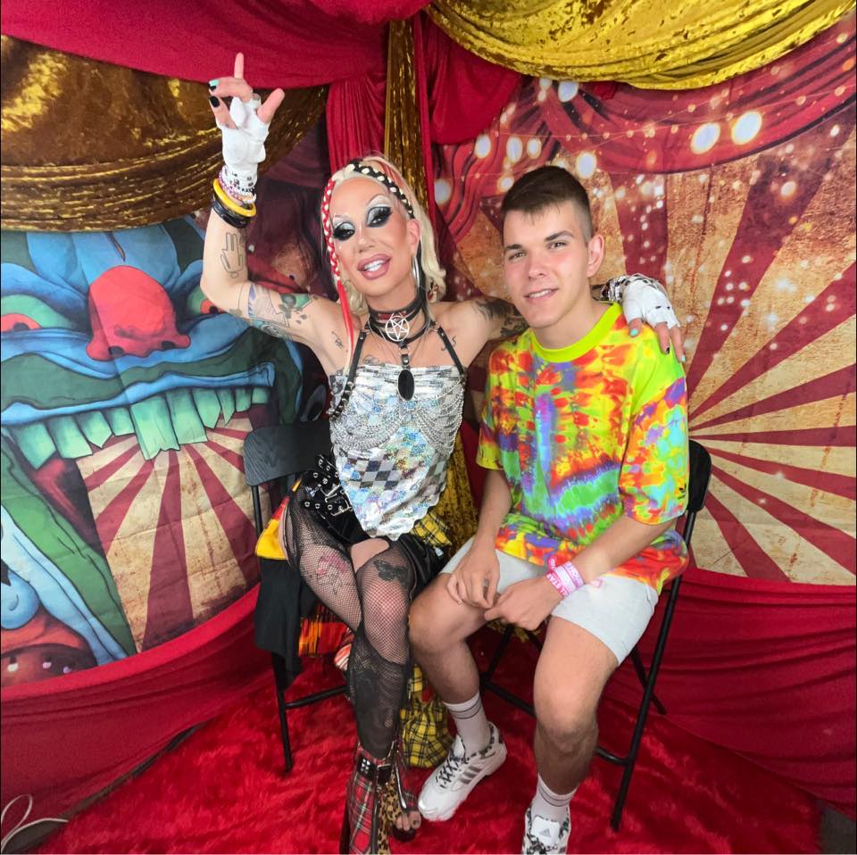 Myki Darlene & Nini @itsdarlenebtw Pure drag excellence! Iconic ...