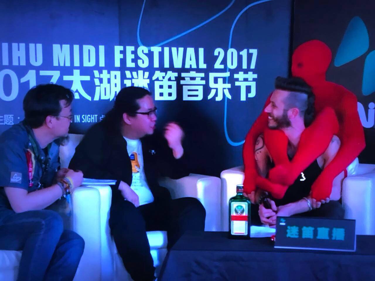 SHTUBY - Here are some photos from the official interview...