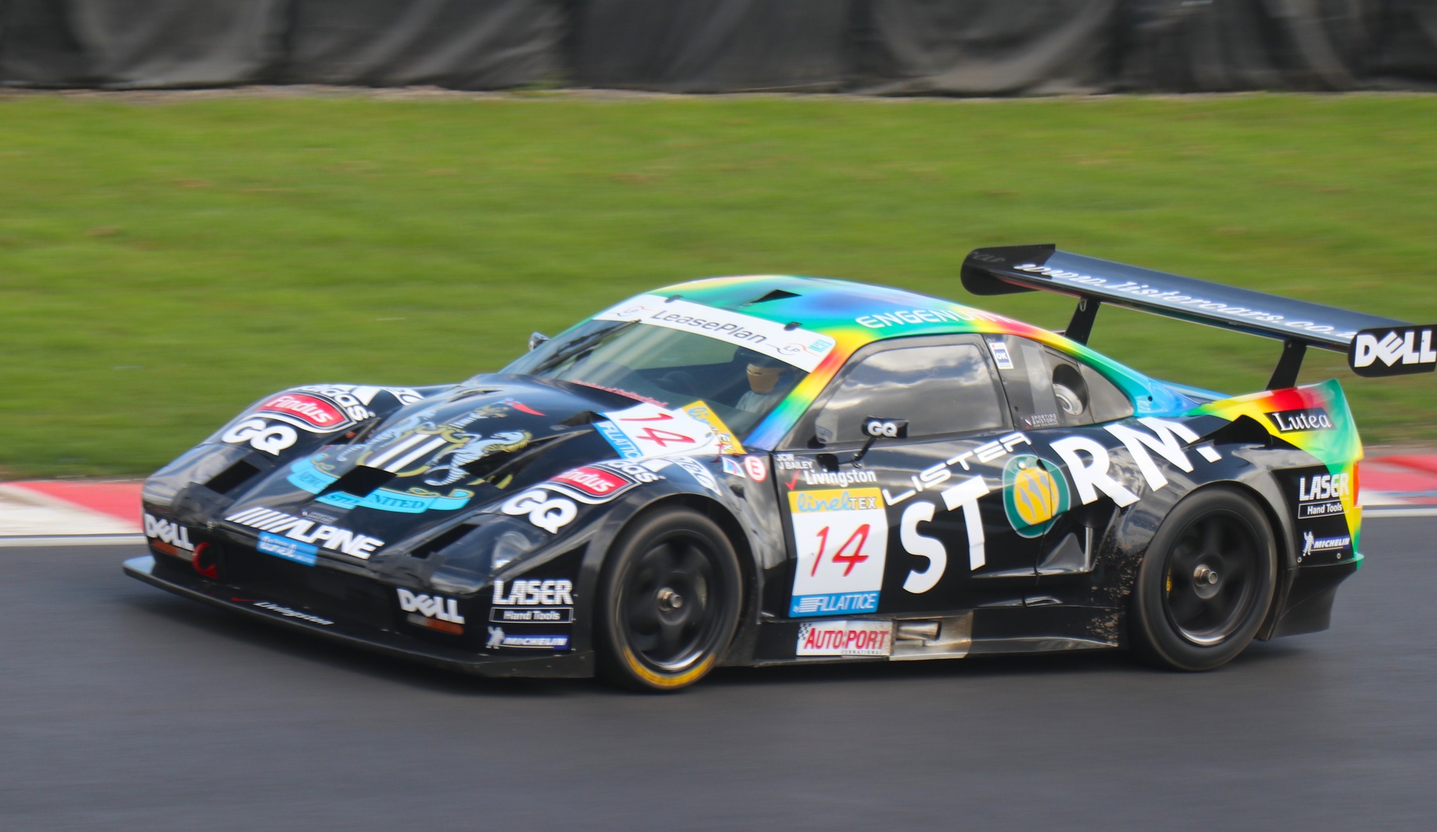 DONINGTON TAKEN BY STORM The 2000 FIA GT Championship winning