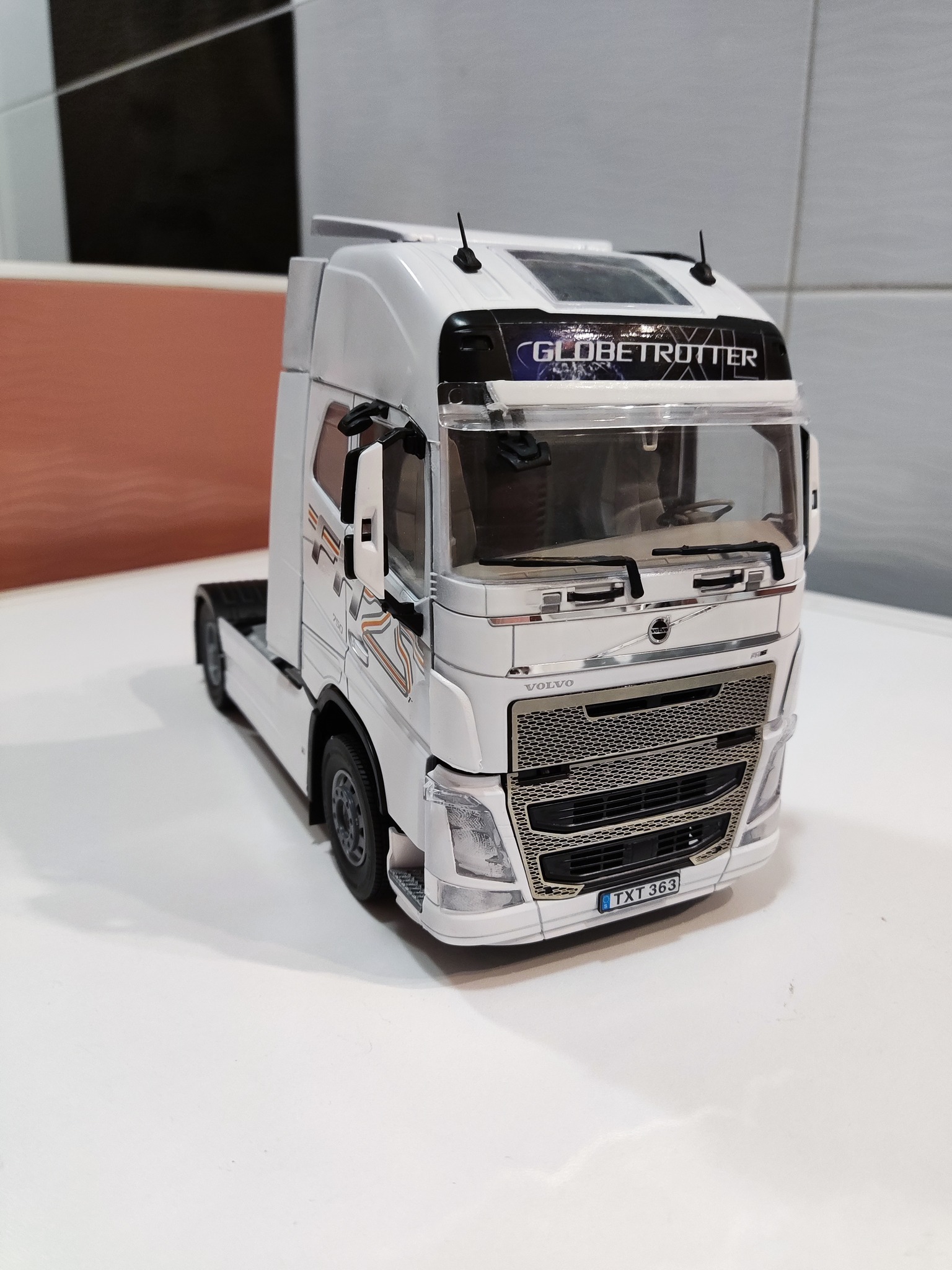 Coming Soon - Volvo FH16 Globetrotter XL 1:24 scale. After the