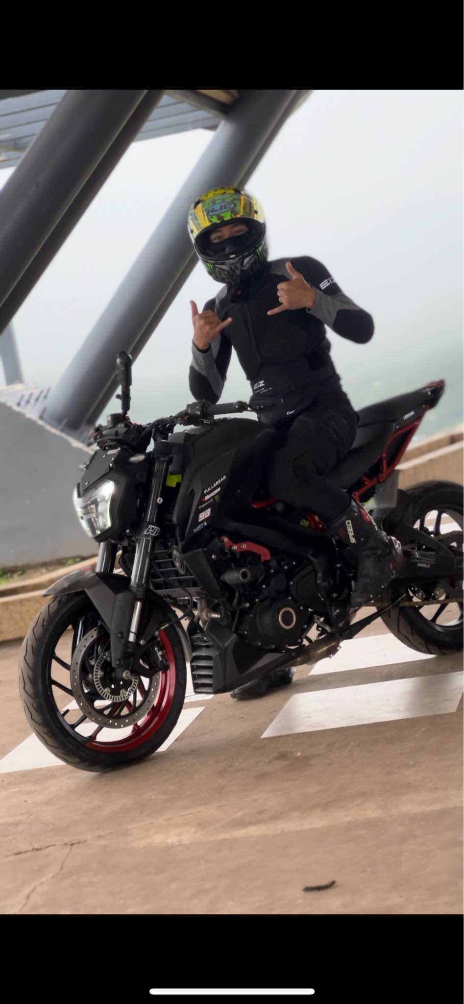 2022 Bajaj Dominar 400