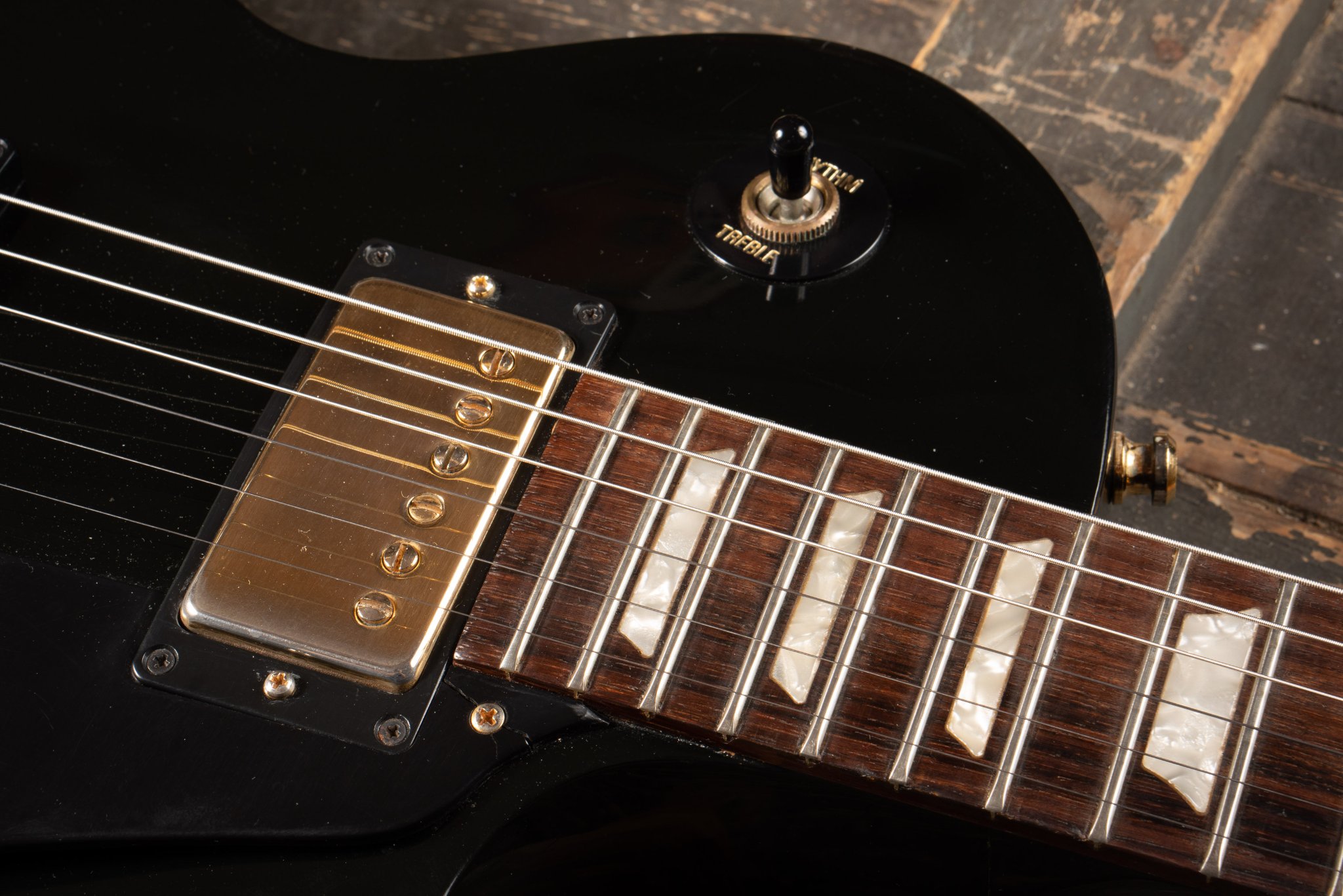 1995 Studio. Ebony or Rosewood???