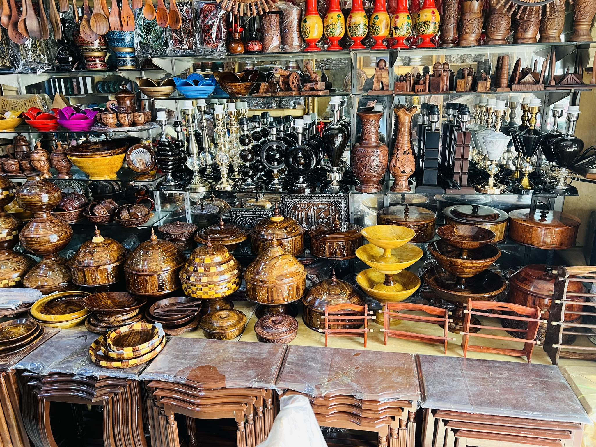 Univers Bazaar | Kamar Mushani