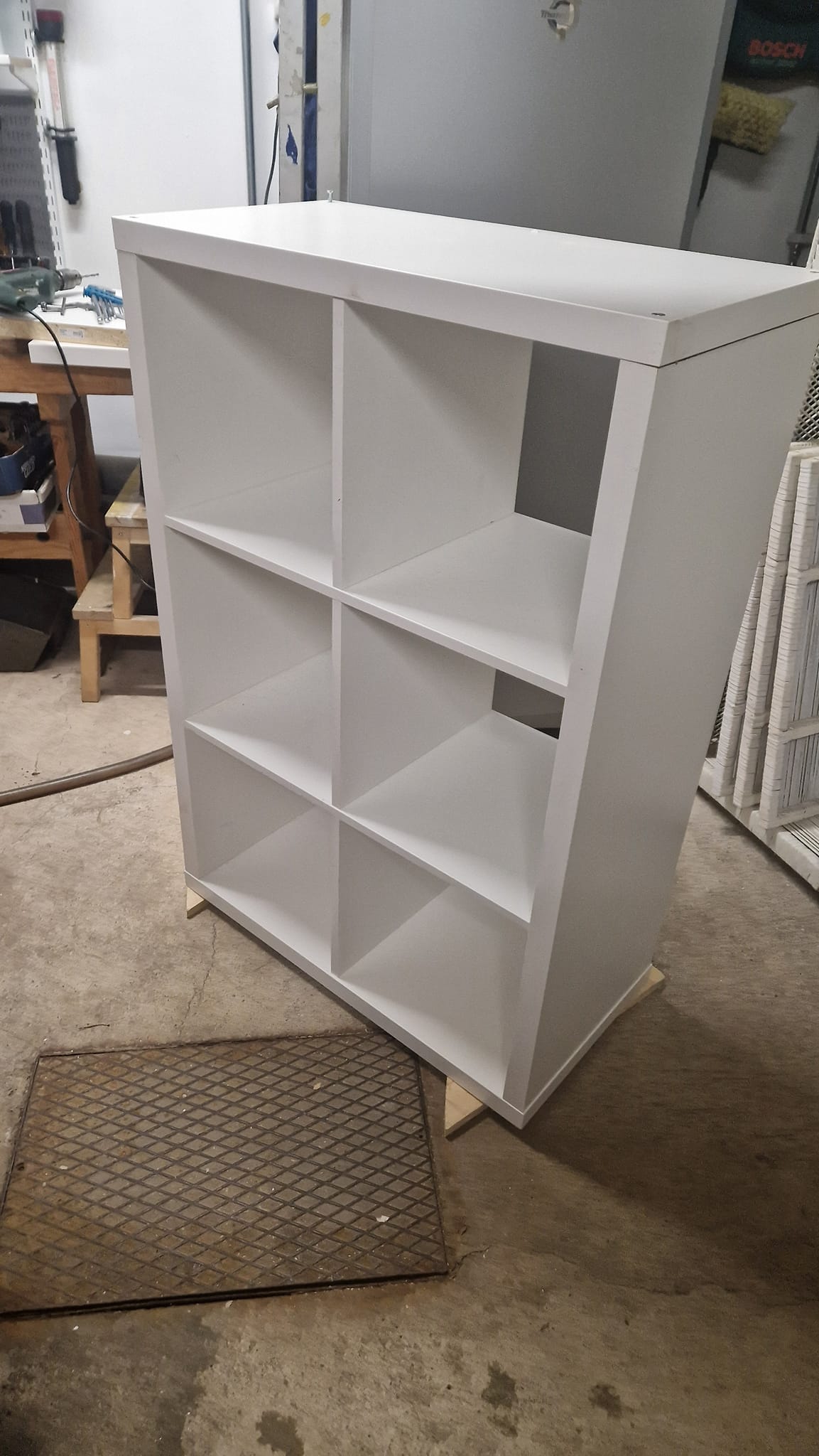 Just hacked a 3x2 kallax out of a 4x2