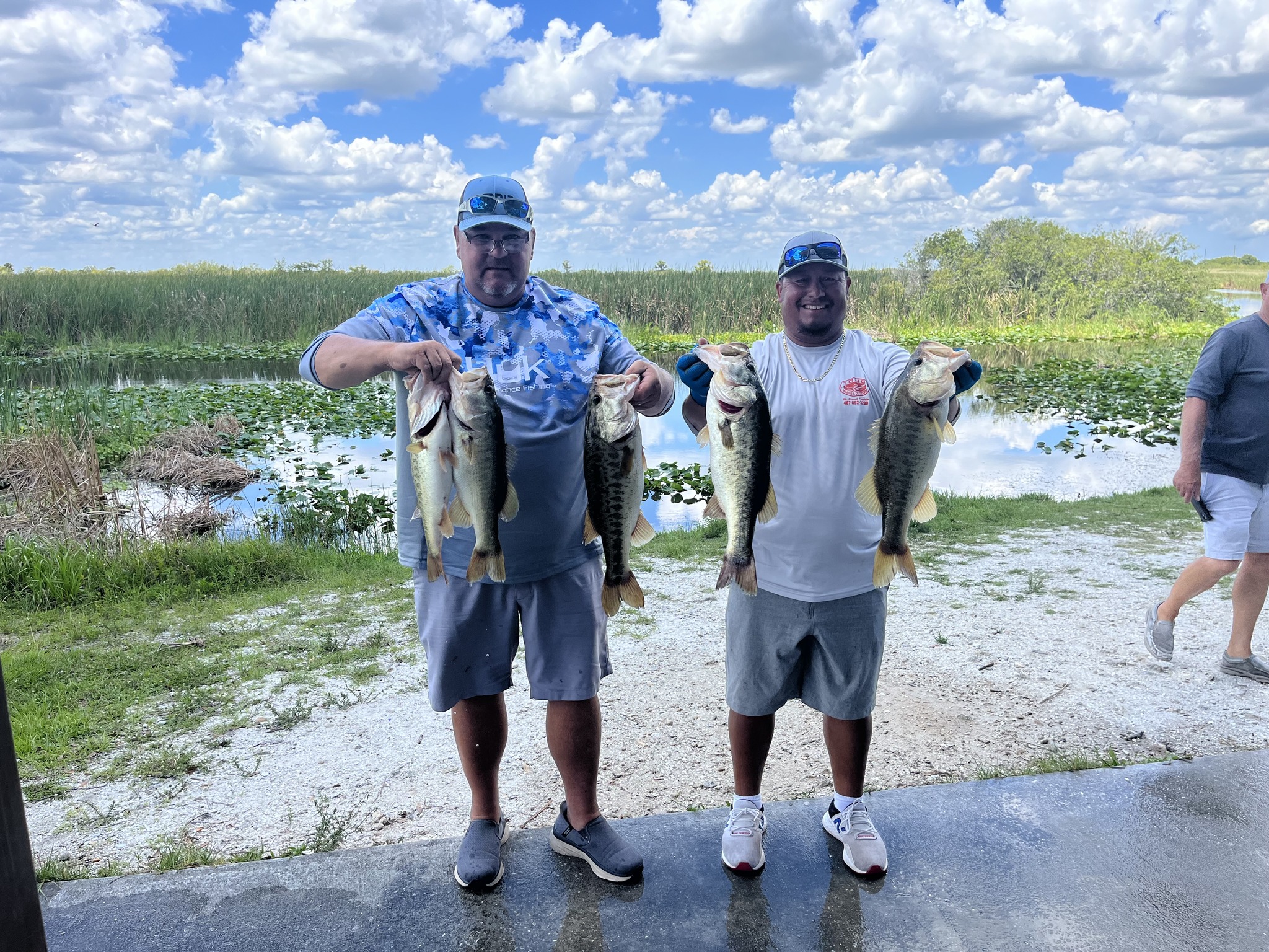 14 teams set out on Lake Garcia for... - Xtreme Bass Series