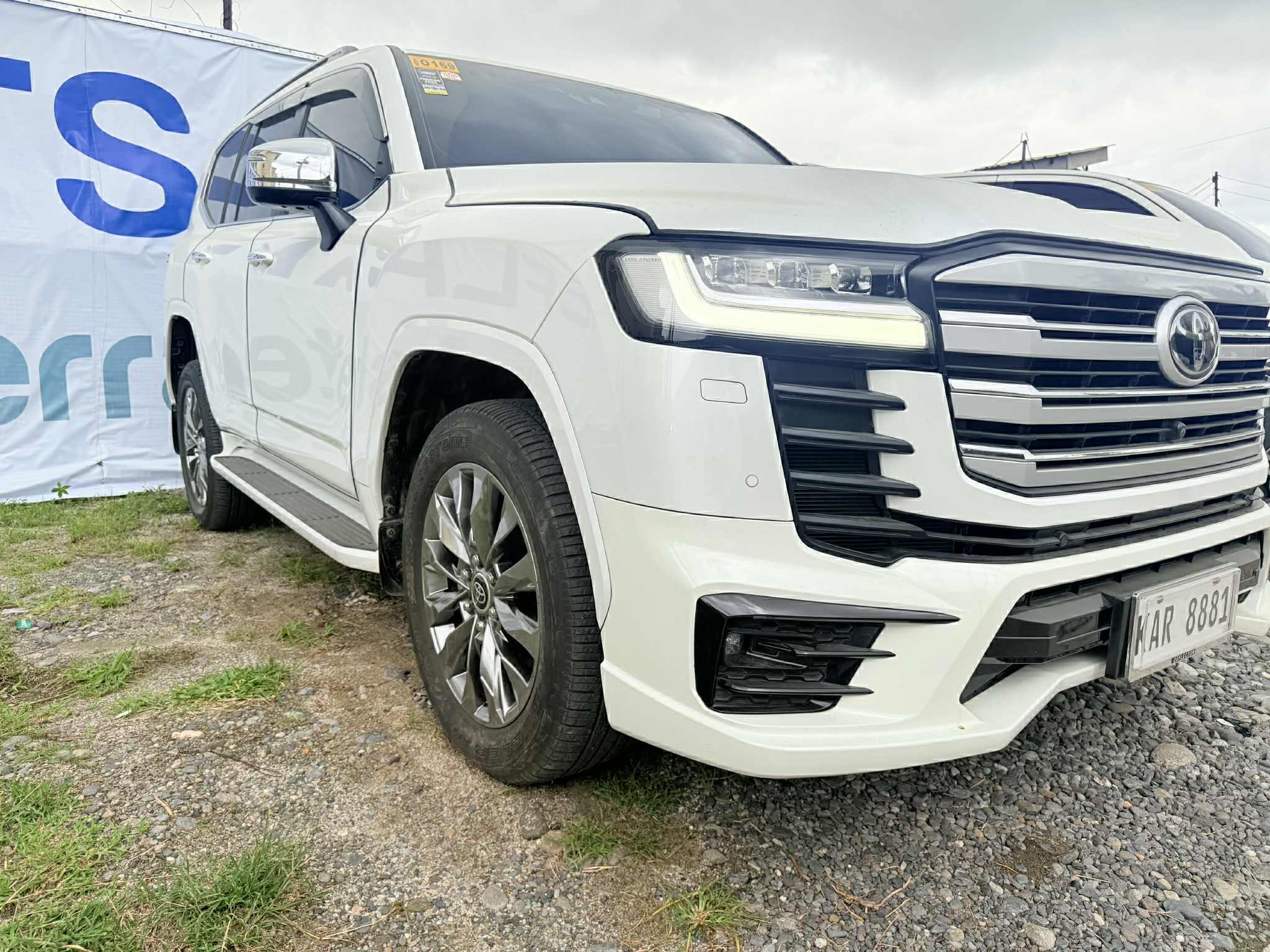 Brand new Toyota Landcruiser 300 for sale