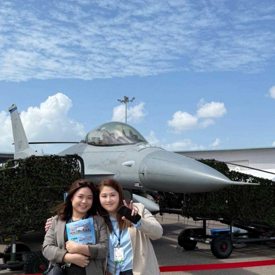 靈異奇案咖啡館 | 這條街我以前常常經過，因為前女友曾經在這裡放狗 | Facebook
