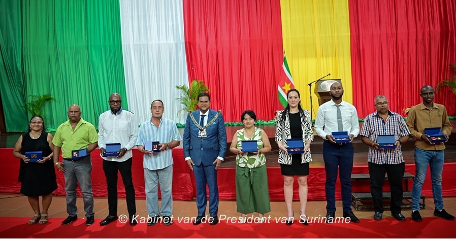 PARAMARIBO — “Zij die bloed afstaan,... - De Ware Tijd Online | Facebook