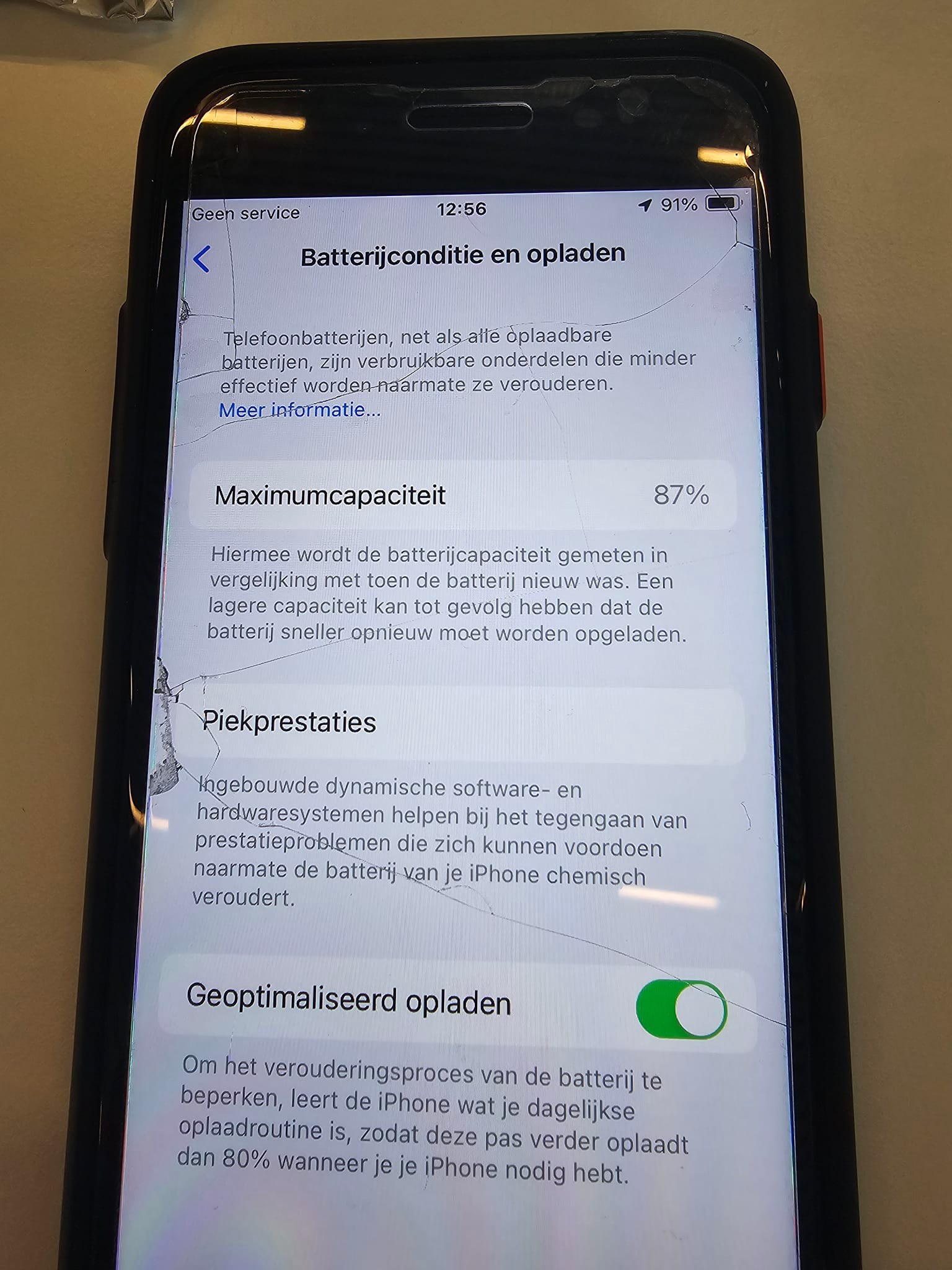Why is my iPhone SE battery health stuck at 87%?