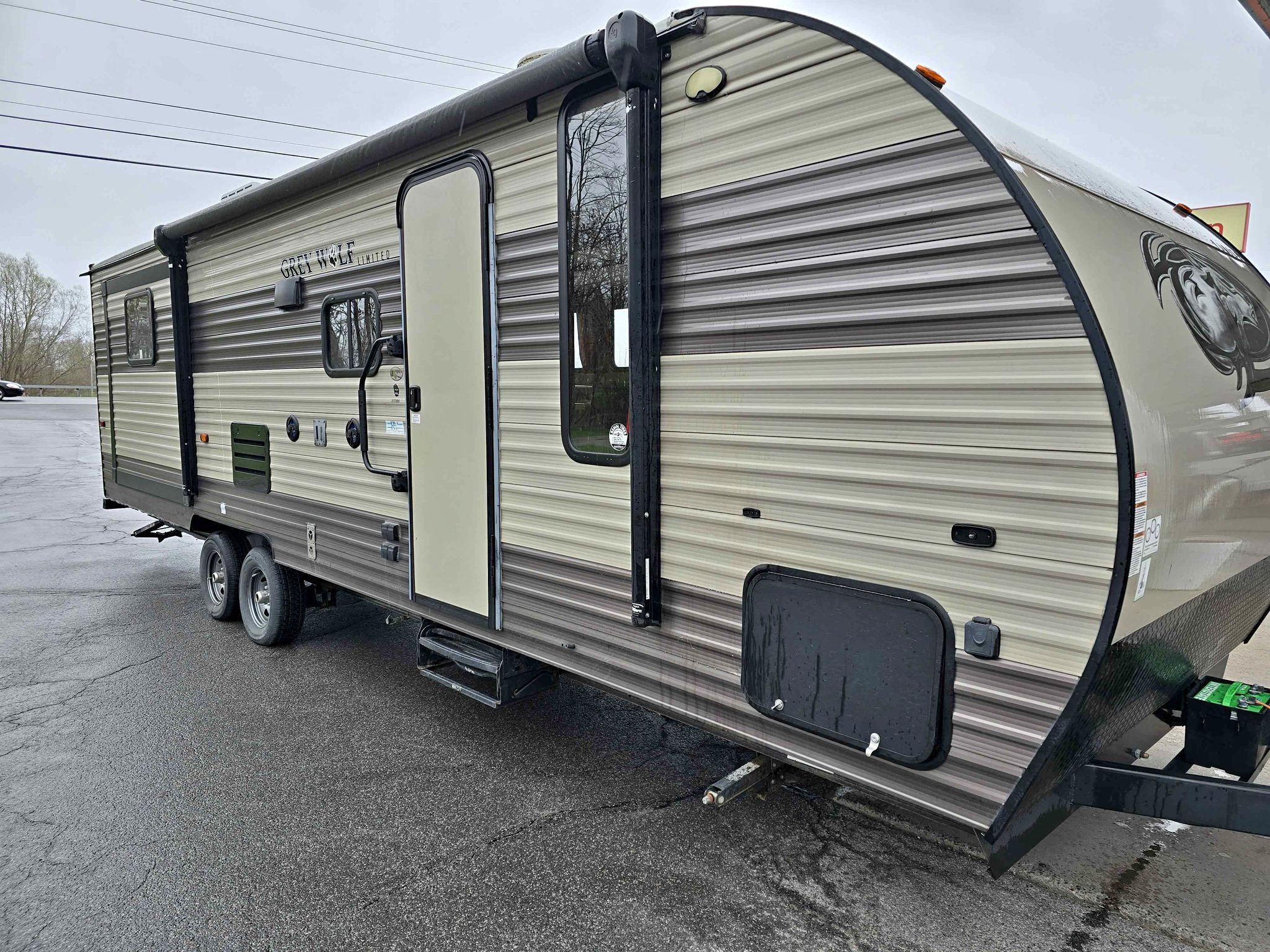 2017 Forest River gray wolf limited 2 slide outs 27' long - RVs ...