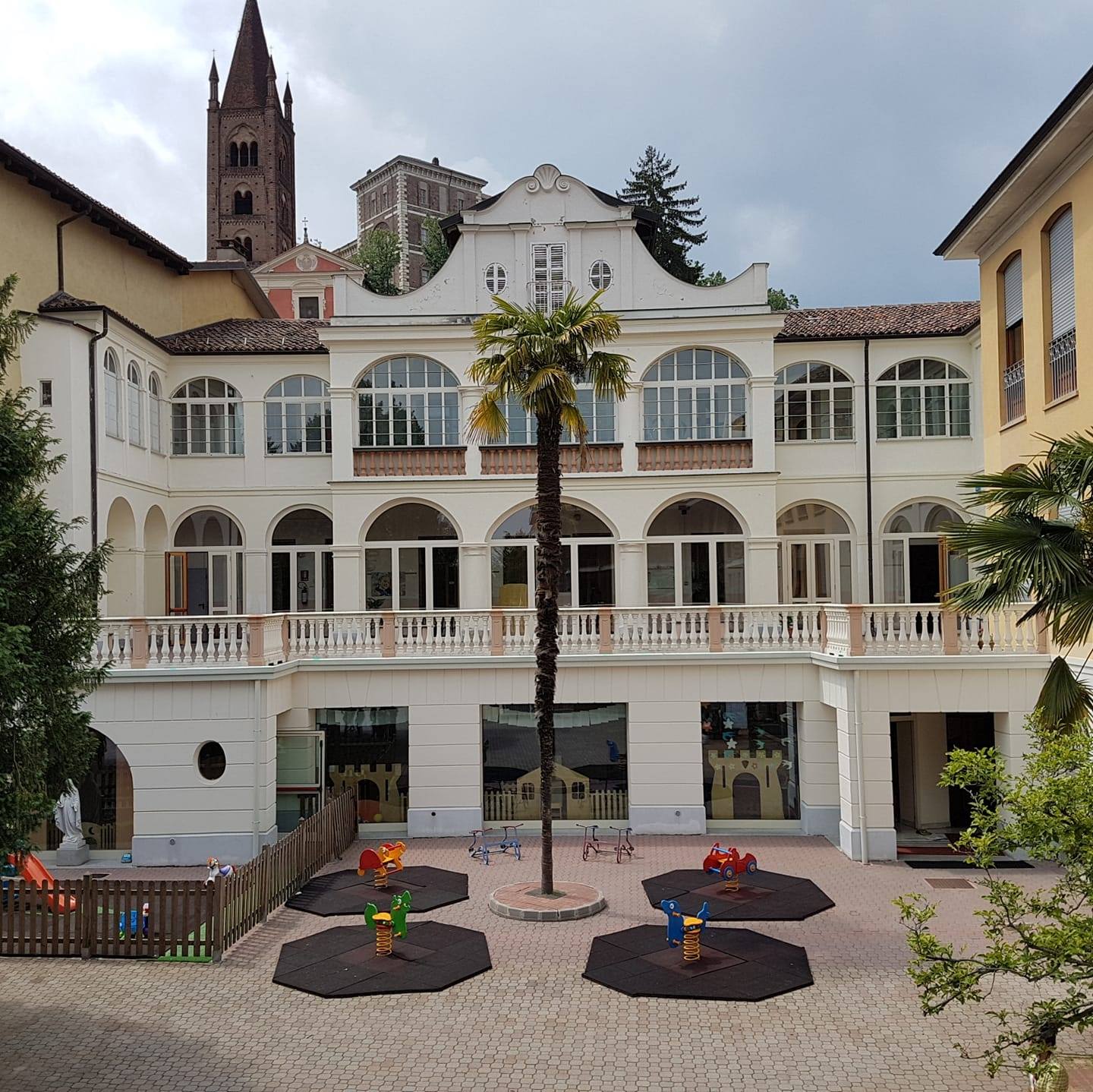 Scuola... - Scuola Paritaria "Salotto e Fiorito" - Rivoli