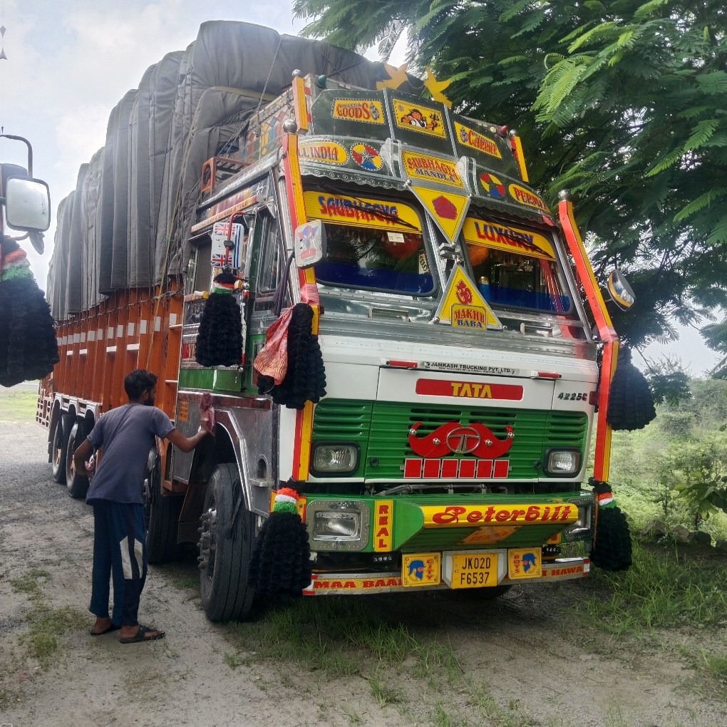 Driver Ekta jindabad | Arif Khan | Facebook