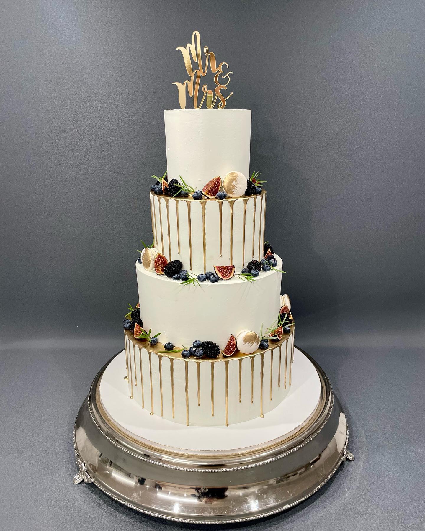 tort-weselny-z-tortme-pracownia-tort-w-artystycznych-facebook
