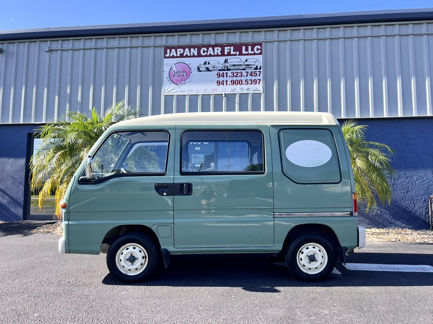 kei　samba These Subaru Sambar Classics are super fun kei vans, we love the