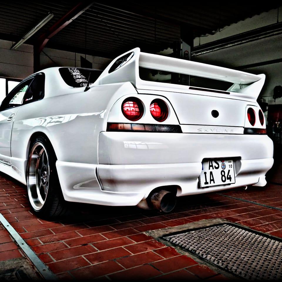 JDM Project 84 - by La Familia - Nissan Skyline R33 Lenkrad von www ...