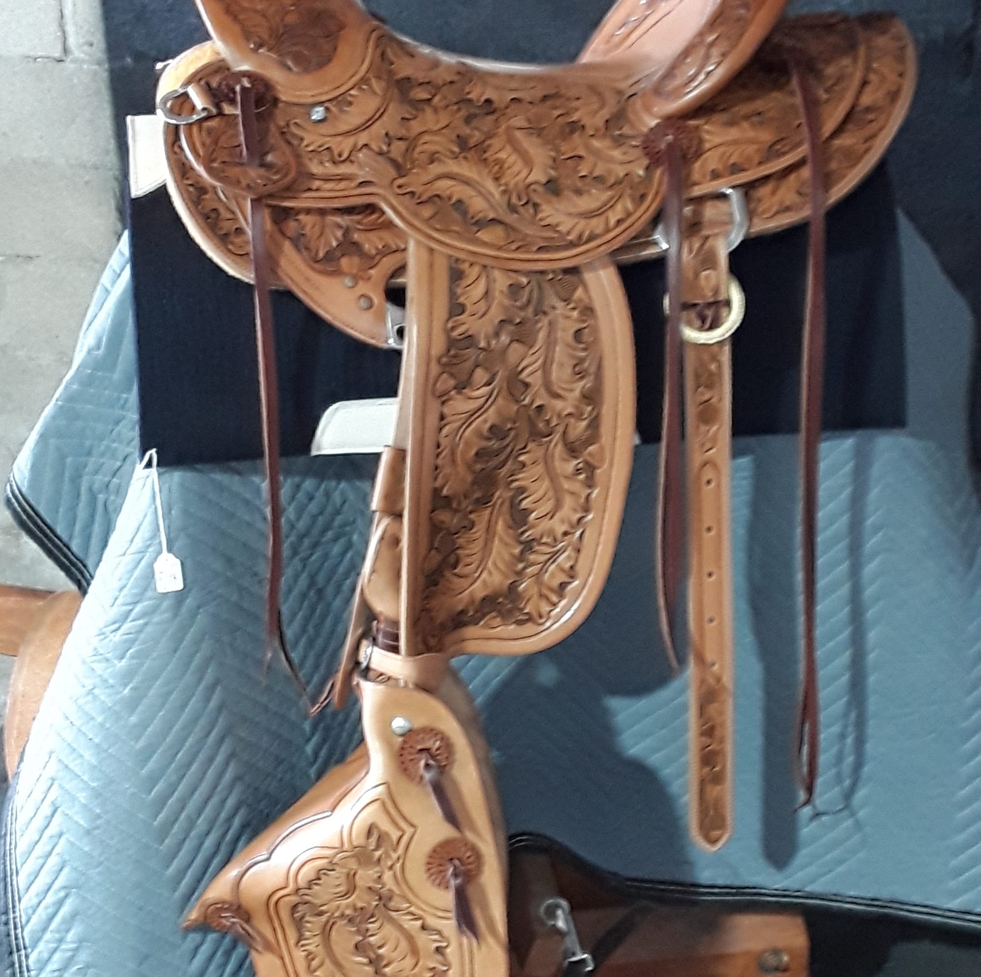 New draw down stand finished and... - Able Custom Saddles | Facebook