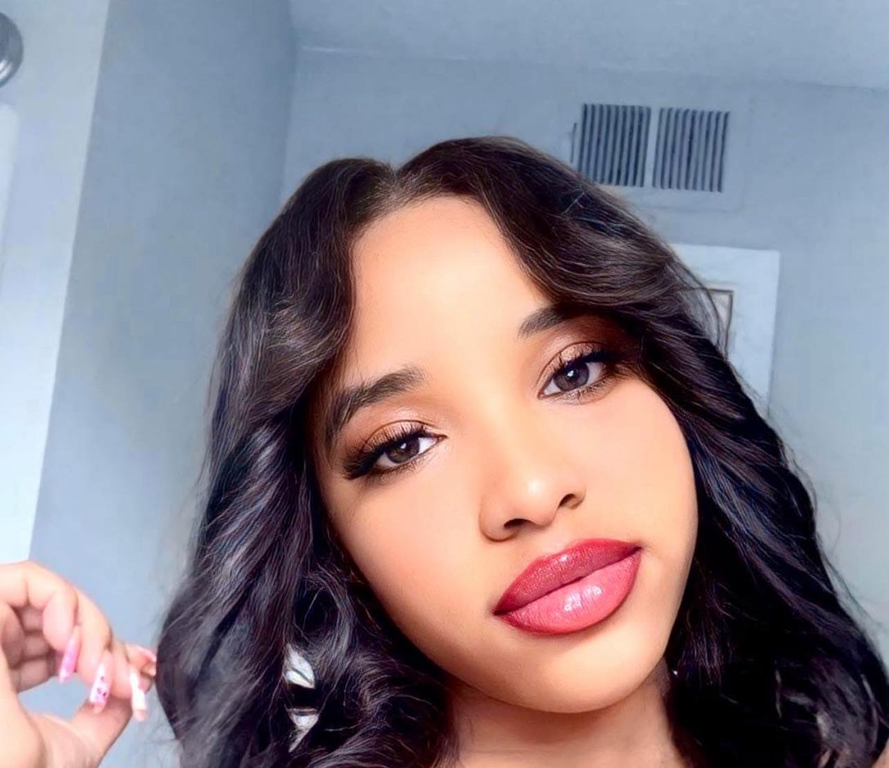Samya Unique (@samya.sharperson) • Facebook, Connect with friends